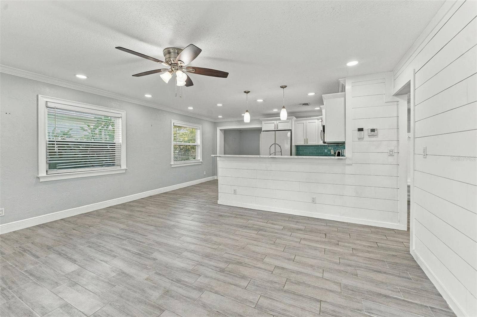 5143 NEWTON AVENUE S, Gulfport, FL 33707