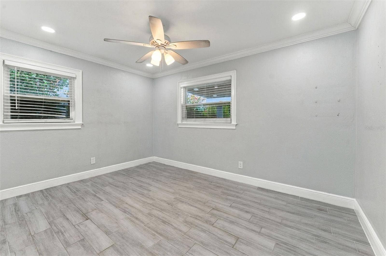 5143 NEWTON AVENUE S, Gulfport, FL 33707
