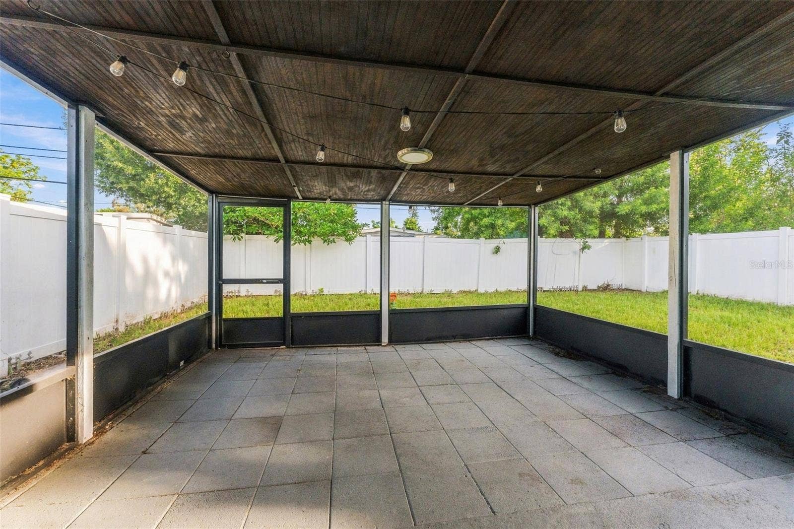 5143 NEWTON AVENUE S, Gulfport, FL 33707