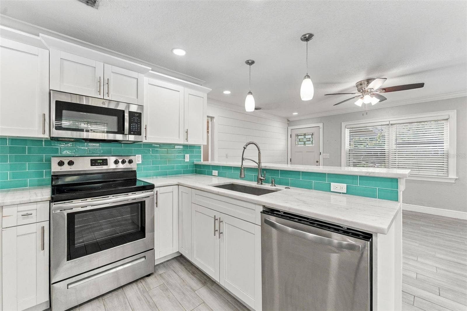 5143 NEWTON AVENUE S, Gulfport, FL 33707