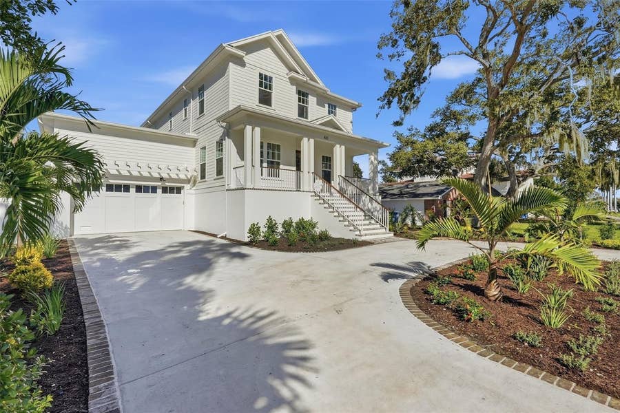 Property photo for 822 SNELL ISLE BOULEVARD NE, St Petersburg, FL