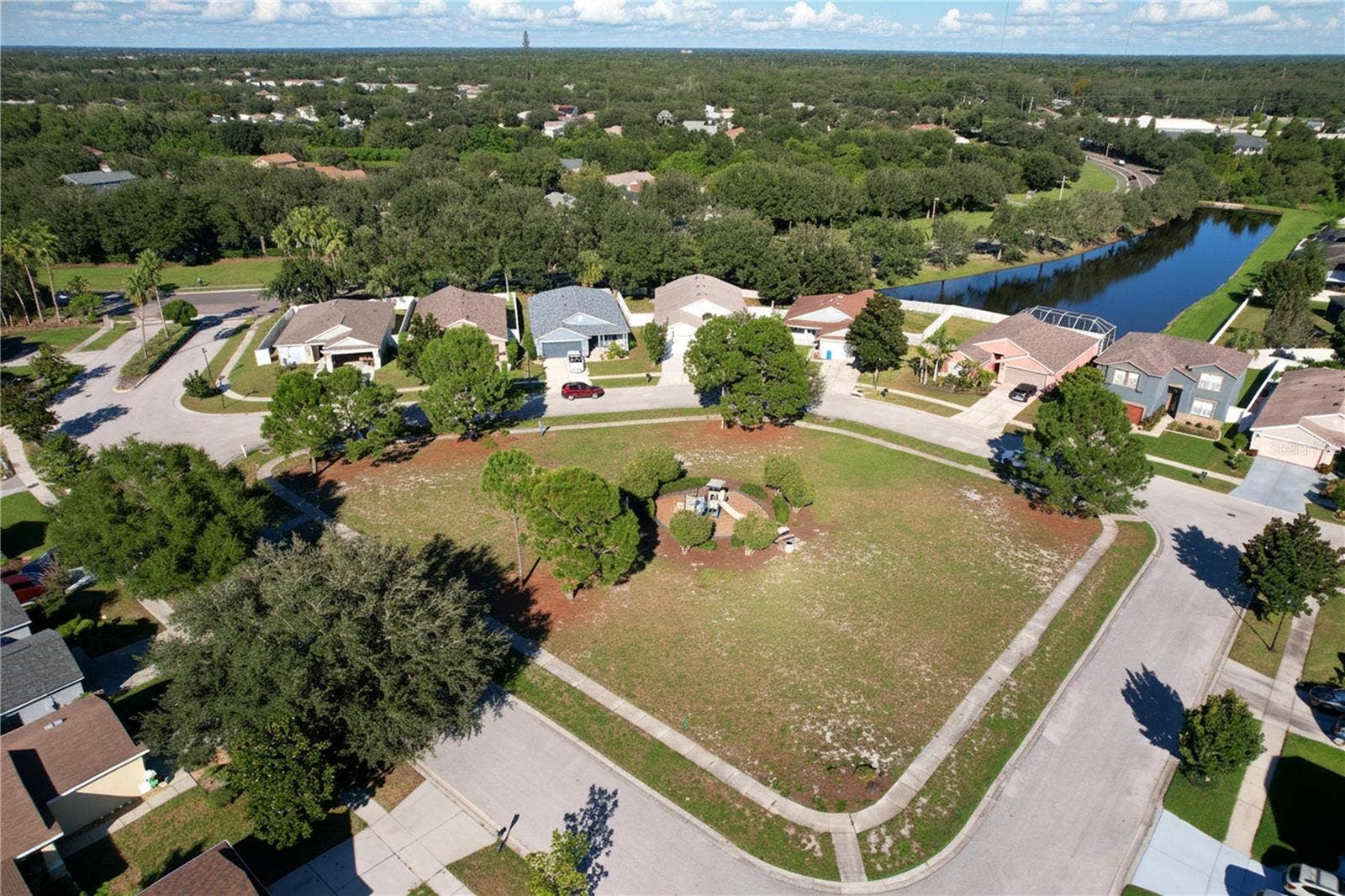 11607 MOUNTAIN BAY DRIVE, Riverview, FL 33569 11607 MOUNTAIN BAY DRIVE, Riverview, FL 33569