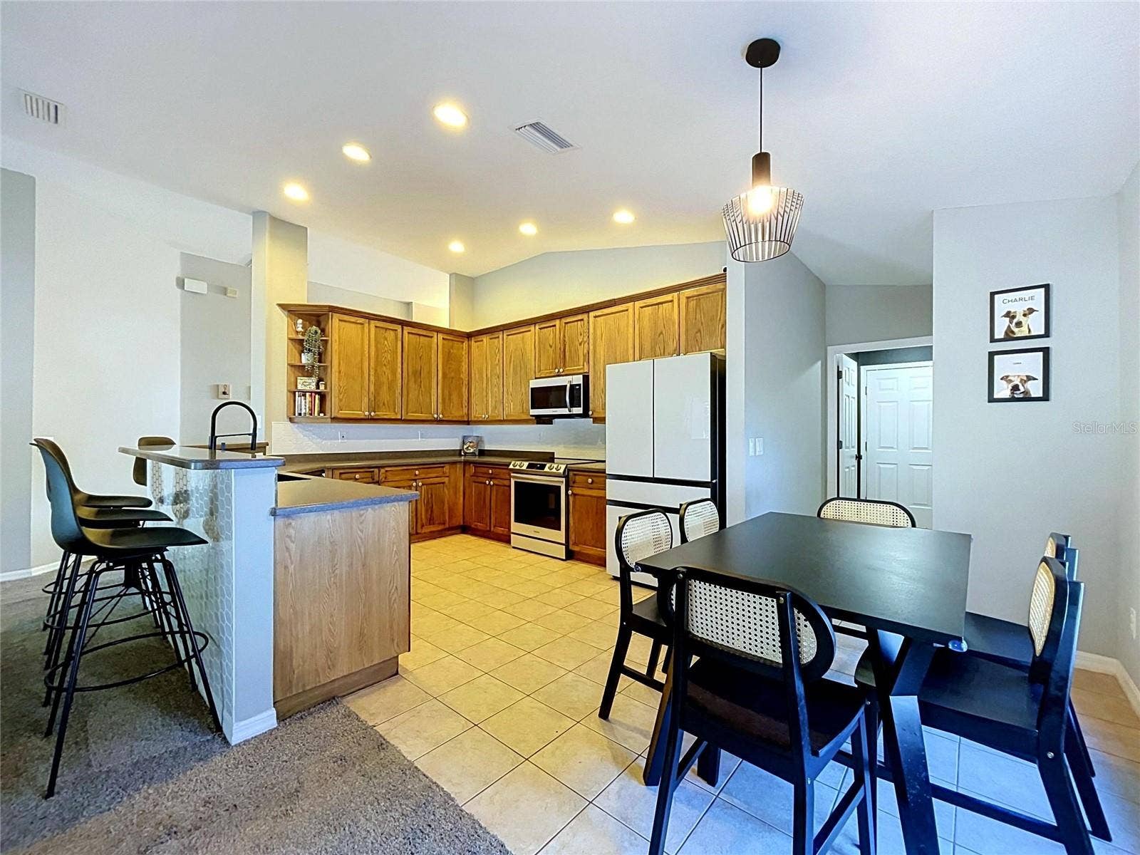 11607 MOUNTAIN BAY DRIVE, Riverview, FL 33569 11607 MOUNTAIN BAY DRIVE, Riverview, FL 33569