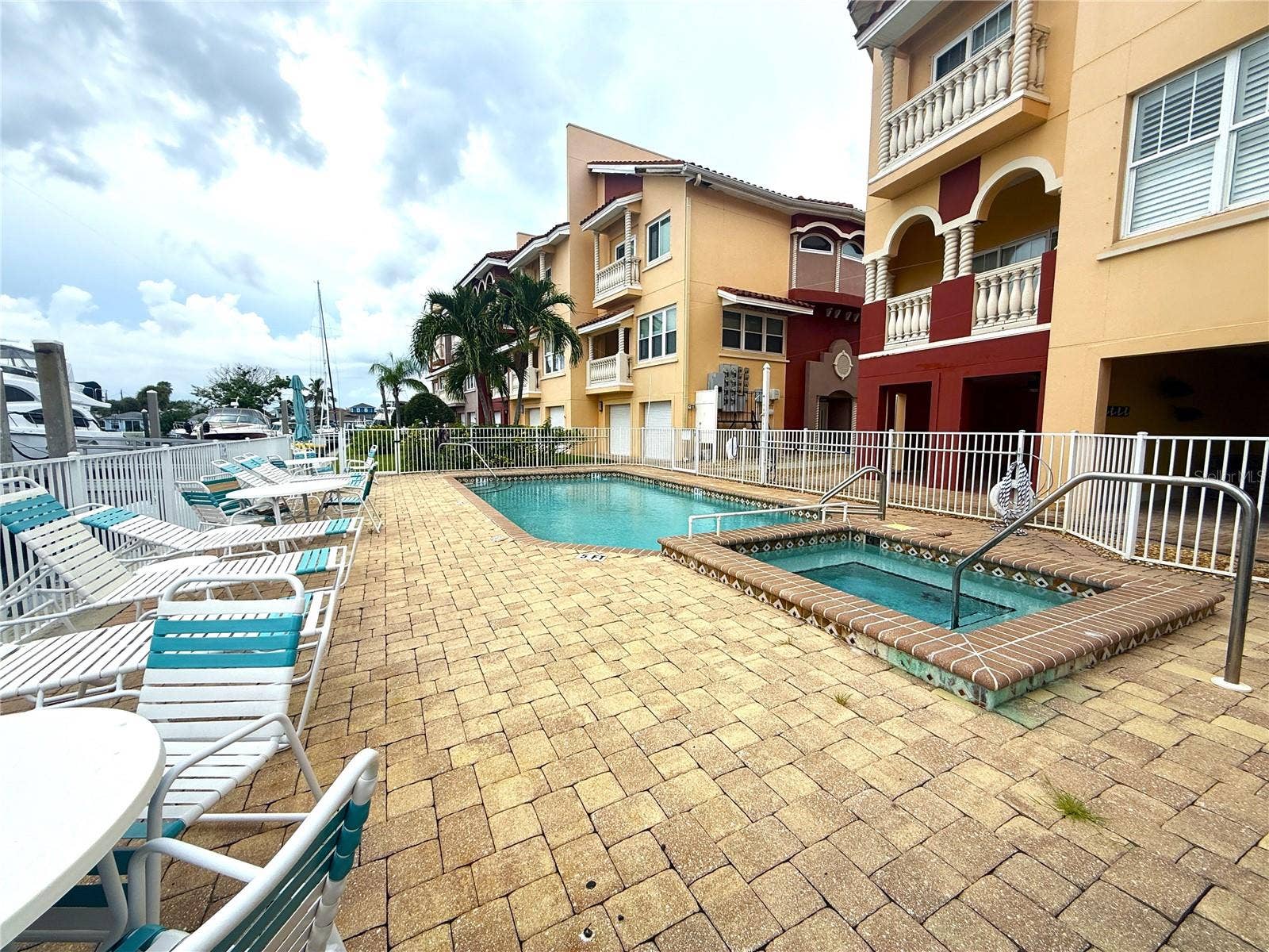 Madeira Bay Townhomes