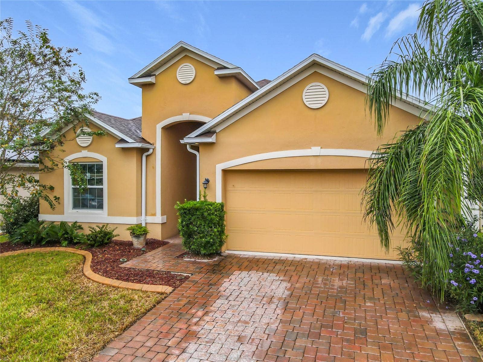 141 W FIESTA KEY LOOP, Deland, FL 32720 141 W FIESTA KEY LOOP, Deland, FL 32720