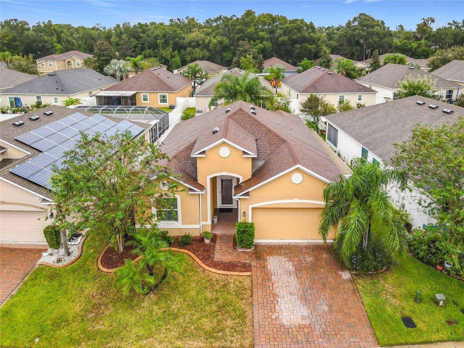 141 W FIESTA KEY LOOP, Deland, FL 32720 141 W FIESTA KEY LOOP, Deland, FL 32720