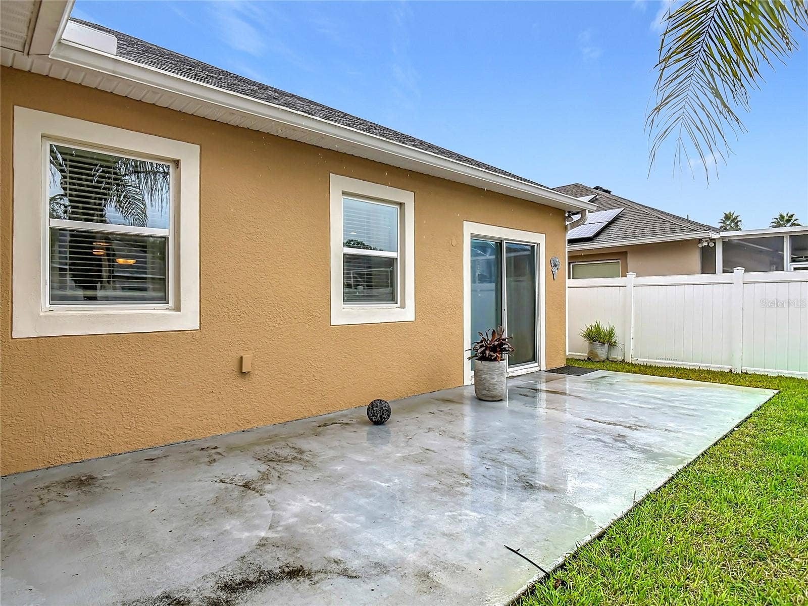 141 W FIESTA KEY LOOP, Deland, FL 32720 141 W FIESTA KEY LOOP, Deland, FL 32720