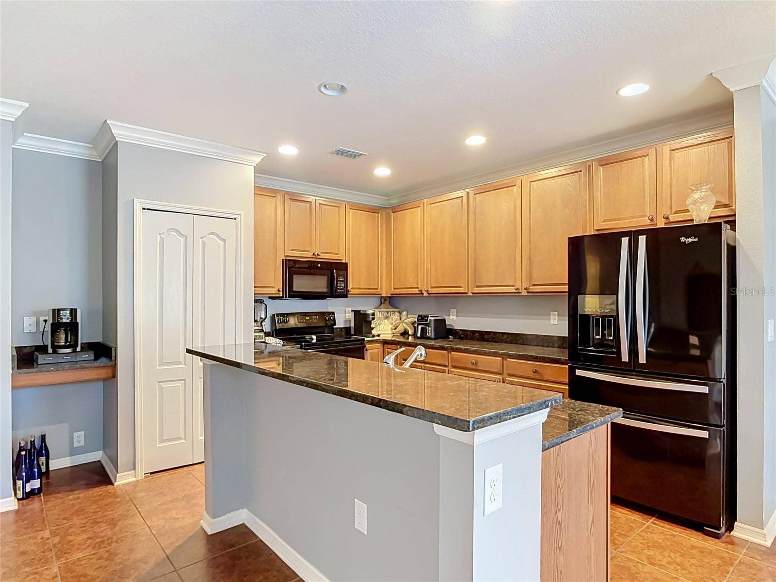 141 W FIESTA KEY LOOP, Deland, FL 32720 141 W FIESTA KEY LOOP, Deland, FL 32720