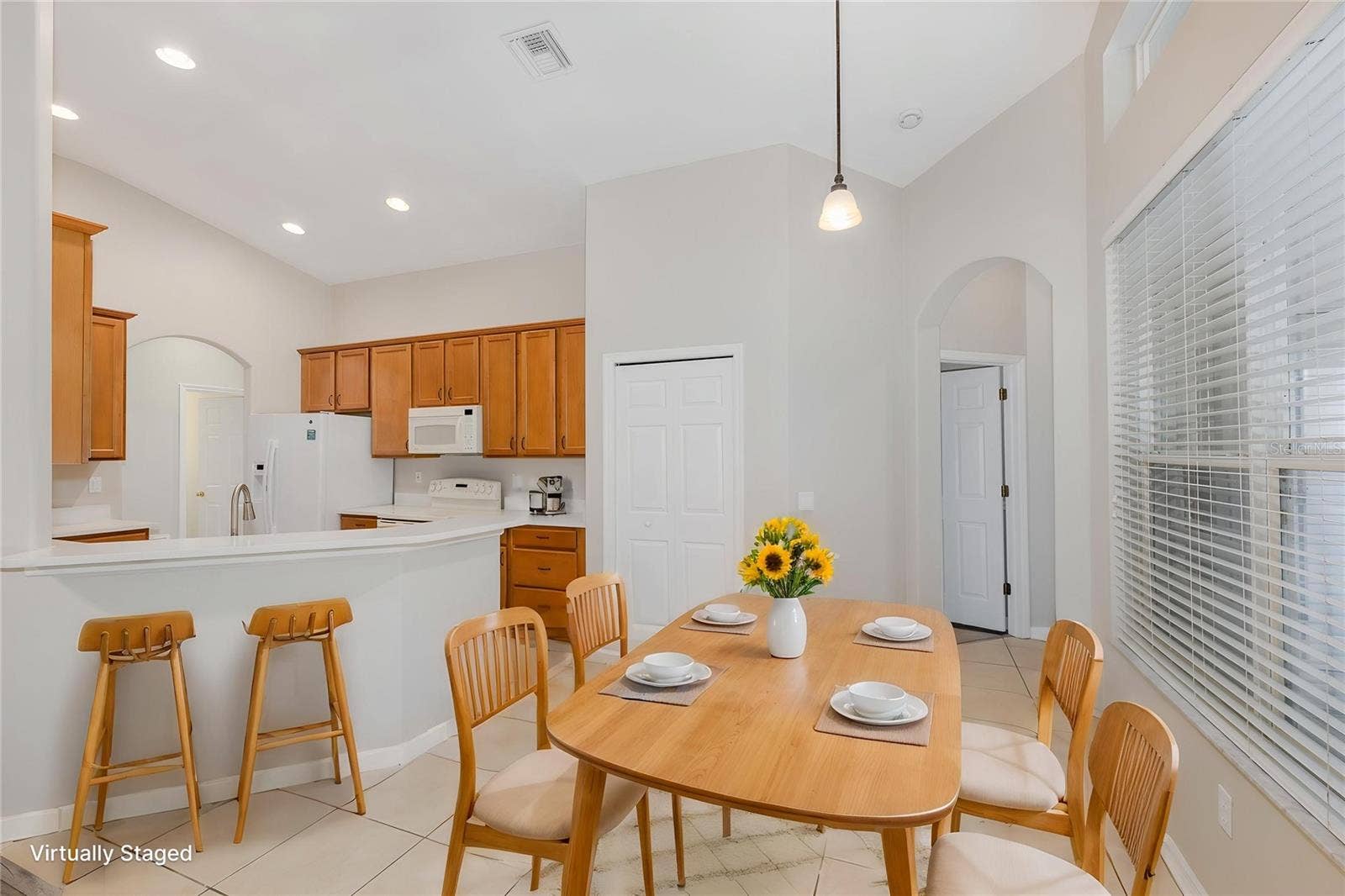 5815 JUSTICIA LOOP, Land O Lakes, FL 34639 5815 JUSTICIA LOOP, Land O Lakes, FL 34639
