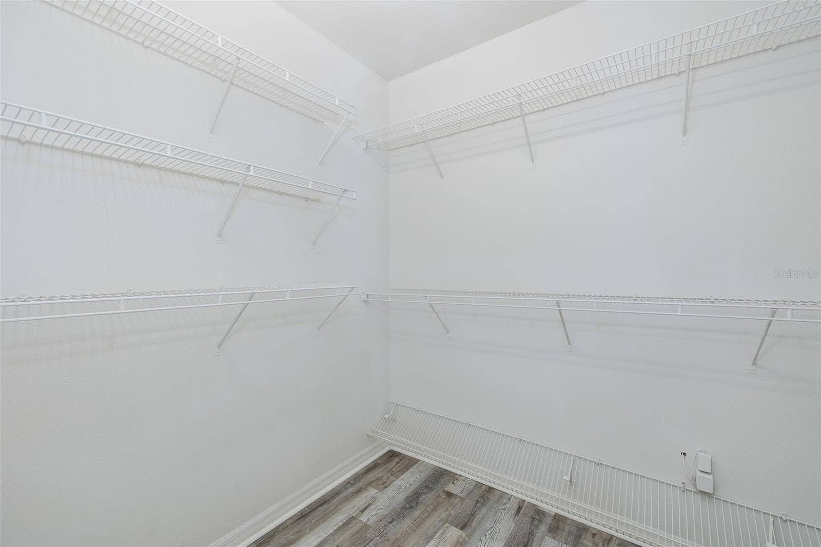 5815 JUSTICIA LOOP, Land O Lakes, FL 34639 5815 JUSTICIA LOOP, Land O Lakes, FL 34639