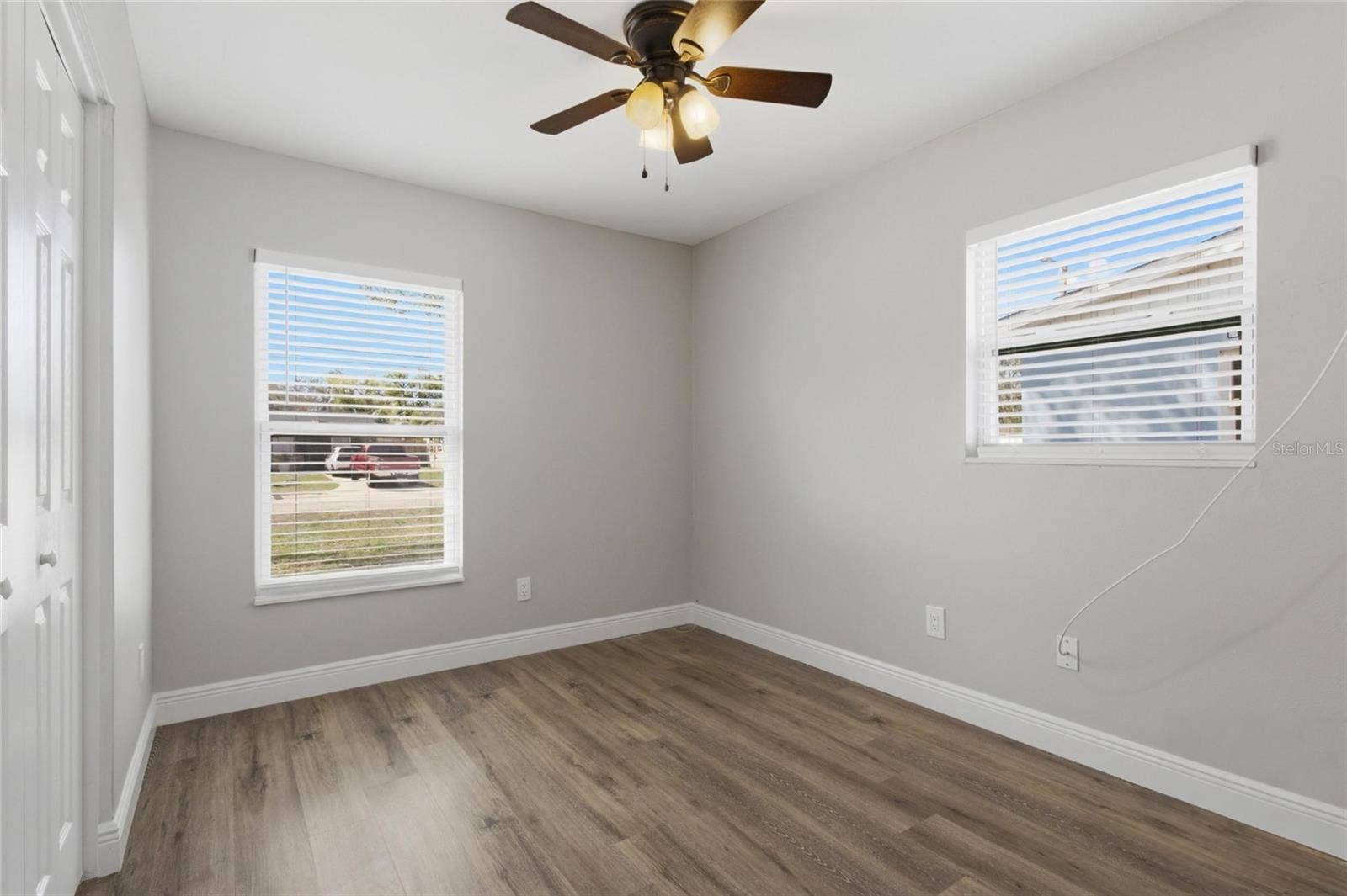 8609 CHINABERRY DRIVE, Tampa, FL 33637 8609 CHINABERRY DRIVE, Tampa, FL 33637
