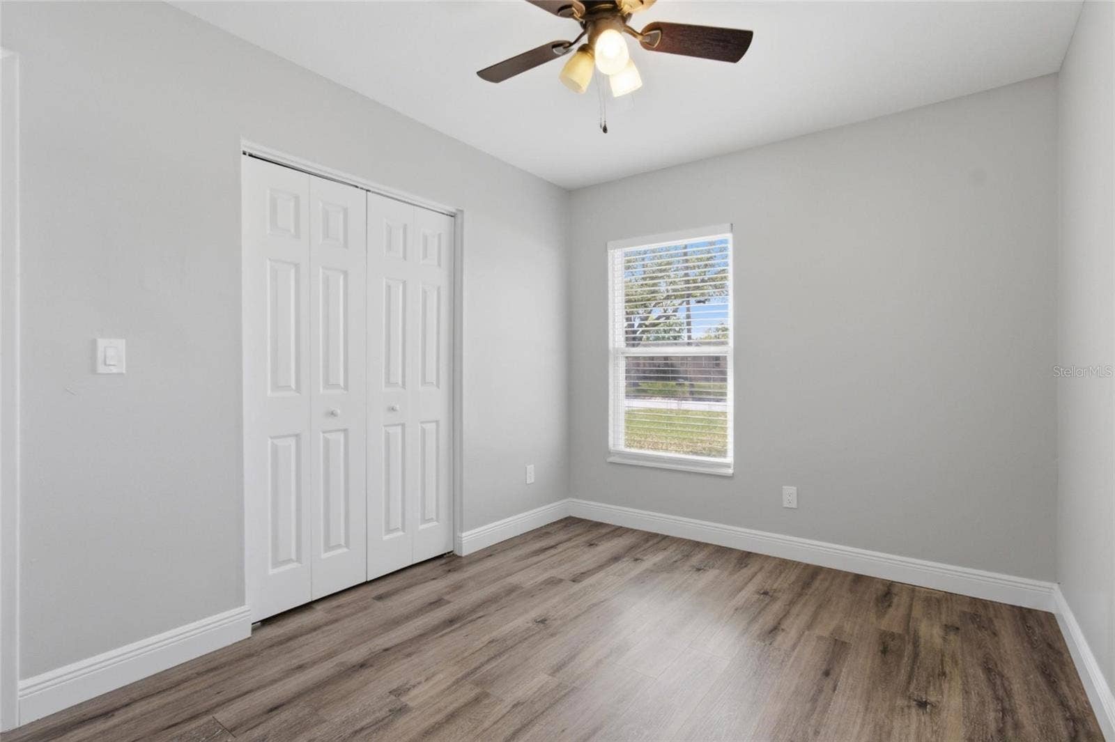 8609 CHINABERRY DRIVE, Tampa, FL 33637 8609 CHINABERRY DRIVE, Tampa, FL 33637