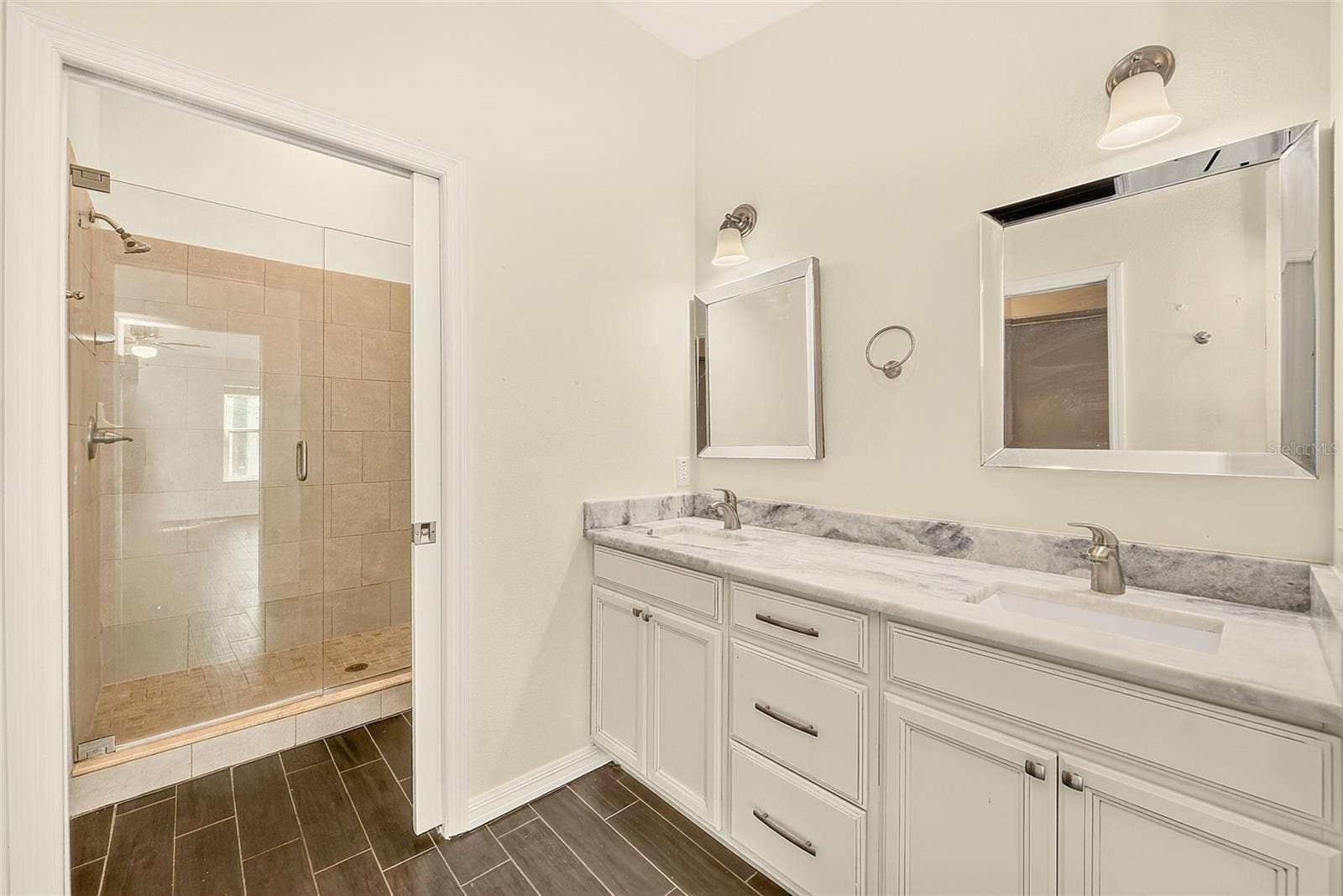 14334 CHANNEL DRIVE, Largo, FL 33774 Primary Bath has dual sinks and is en-suite