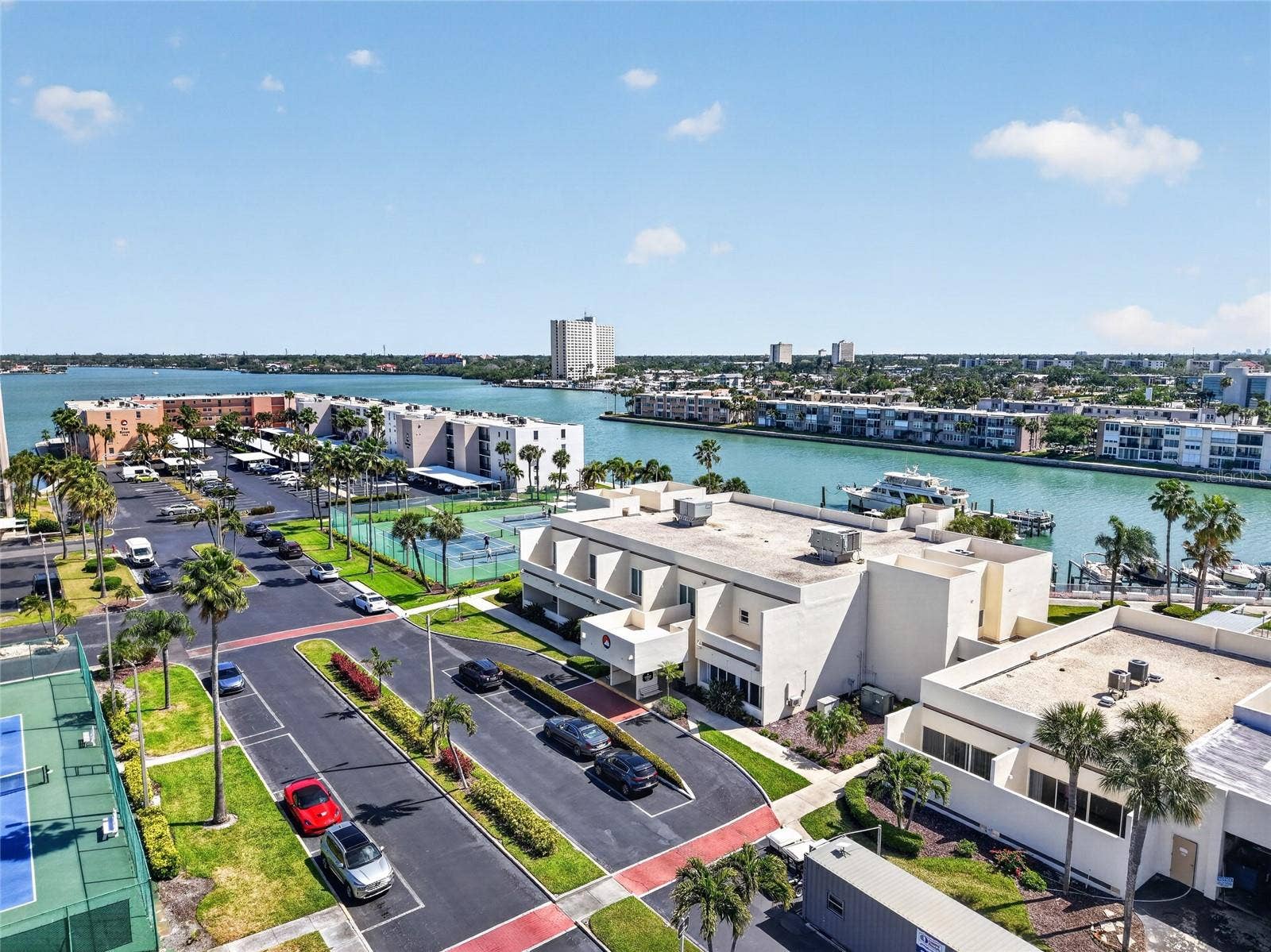 7465 BAY ISLAND DRIVE S, #217, South Pasadena, FL 33707 7465 BAY ISLAND DRIVE S, #217, South Pasadena, FL 33707