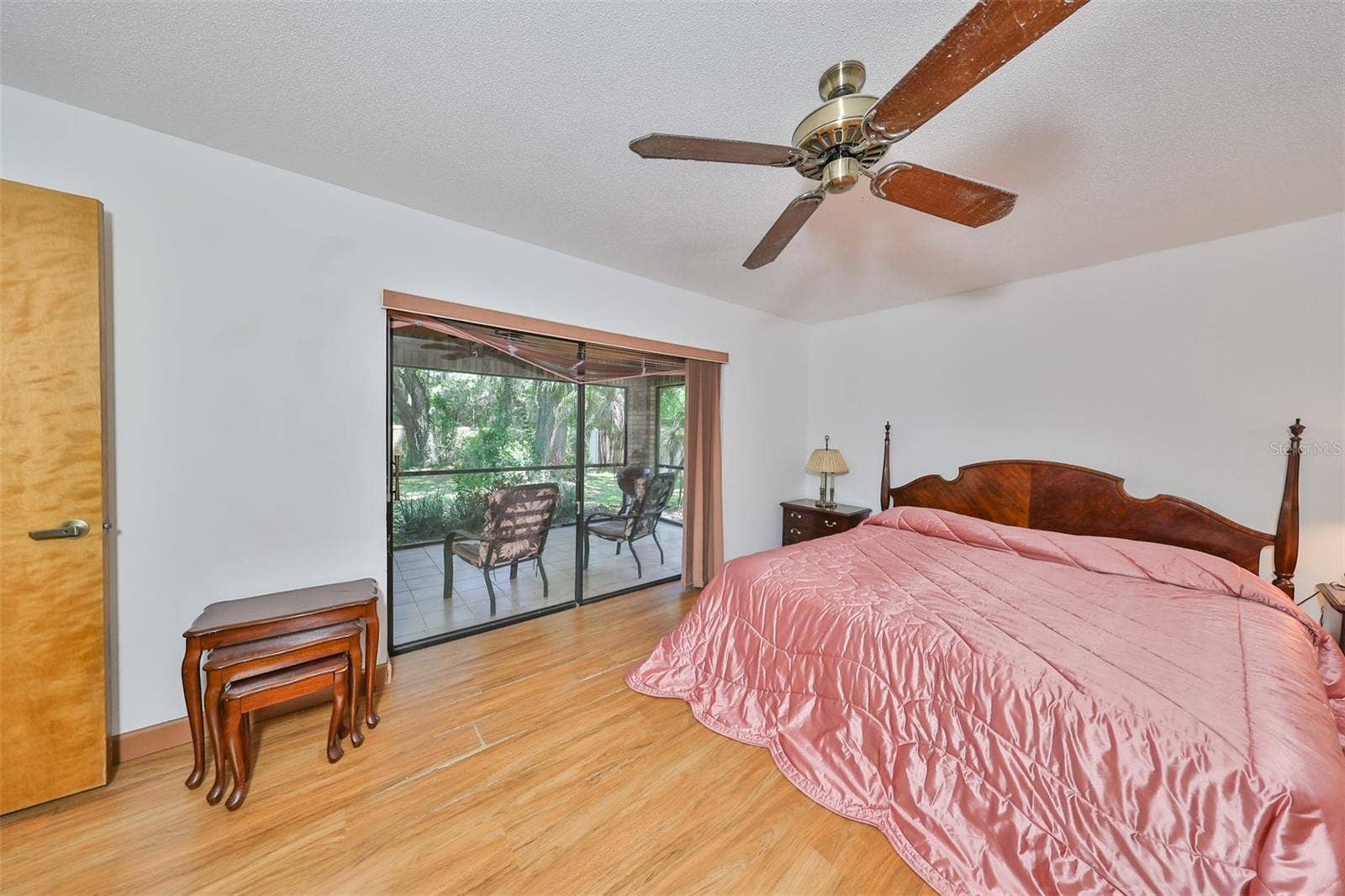 2609 MANOR OAK DRIVE, Valrico, FL 33596 Bright, spacious and a view of vast backyard.