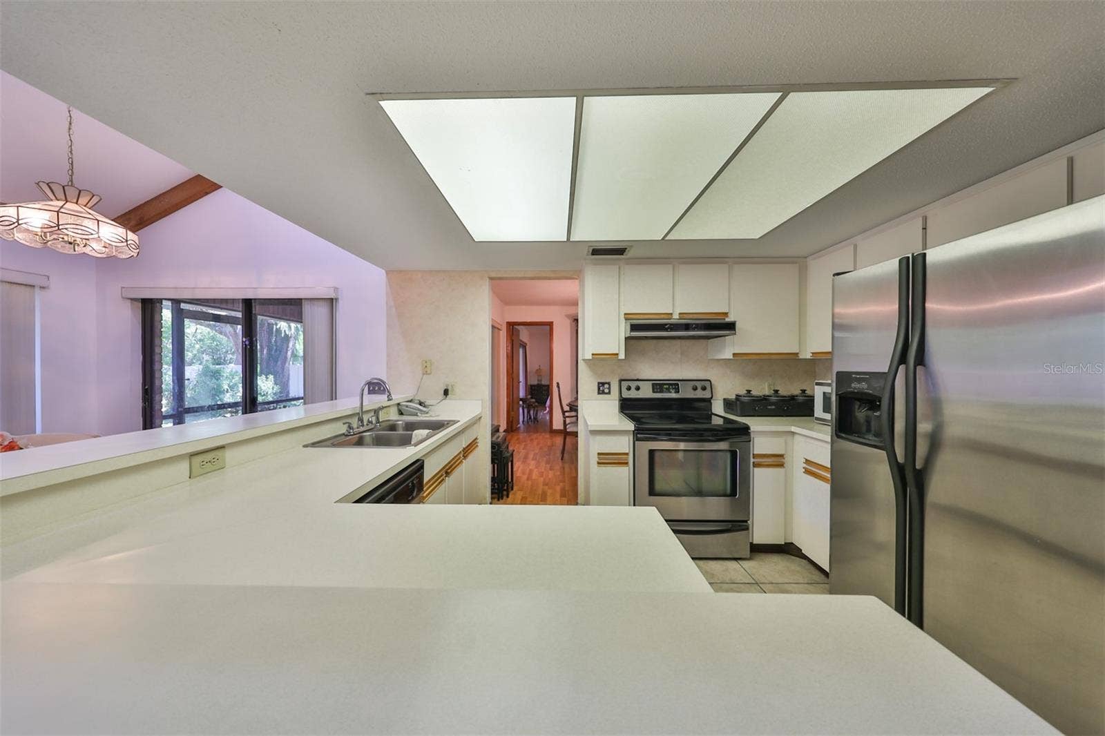 2609 MANOR OAK DRIVE, Valrico, FL 33596 Lots of counter and cabinet space