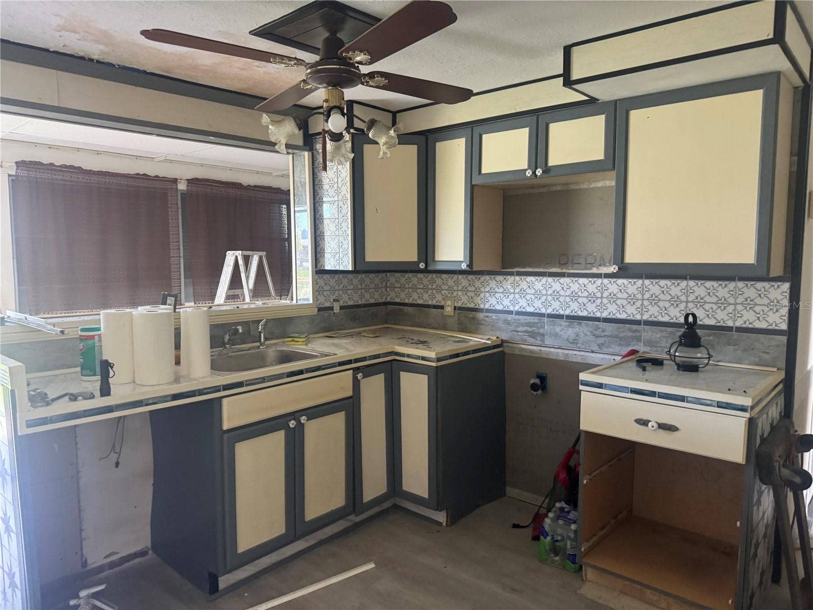 13233 SUSAN DRIVE, Hudson, FL 34667