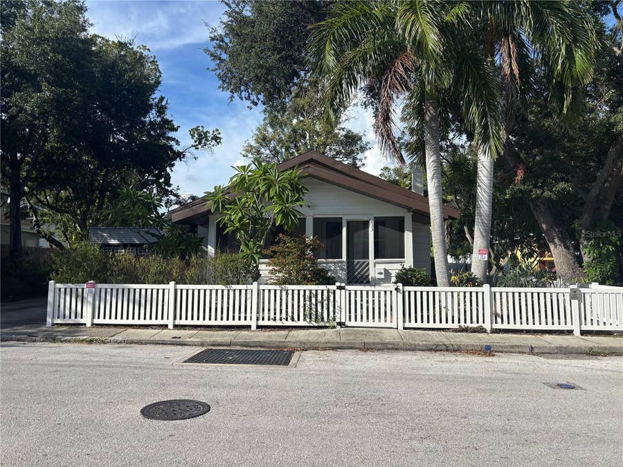 Property photo for 833 11TH AVENUE N, St Petersburg, FL