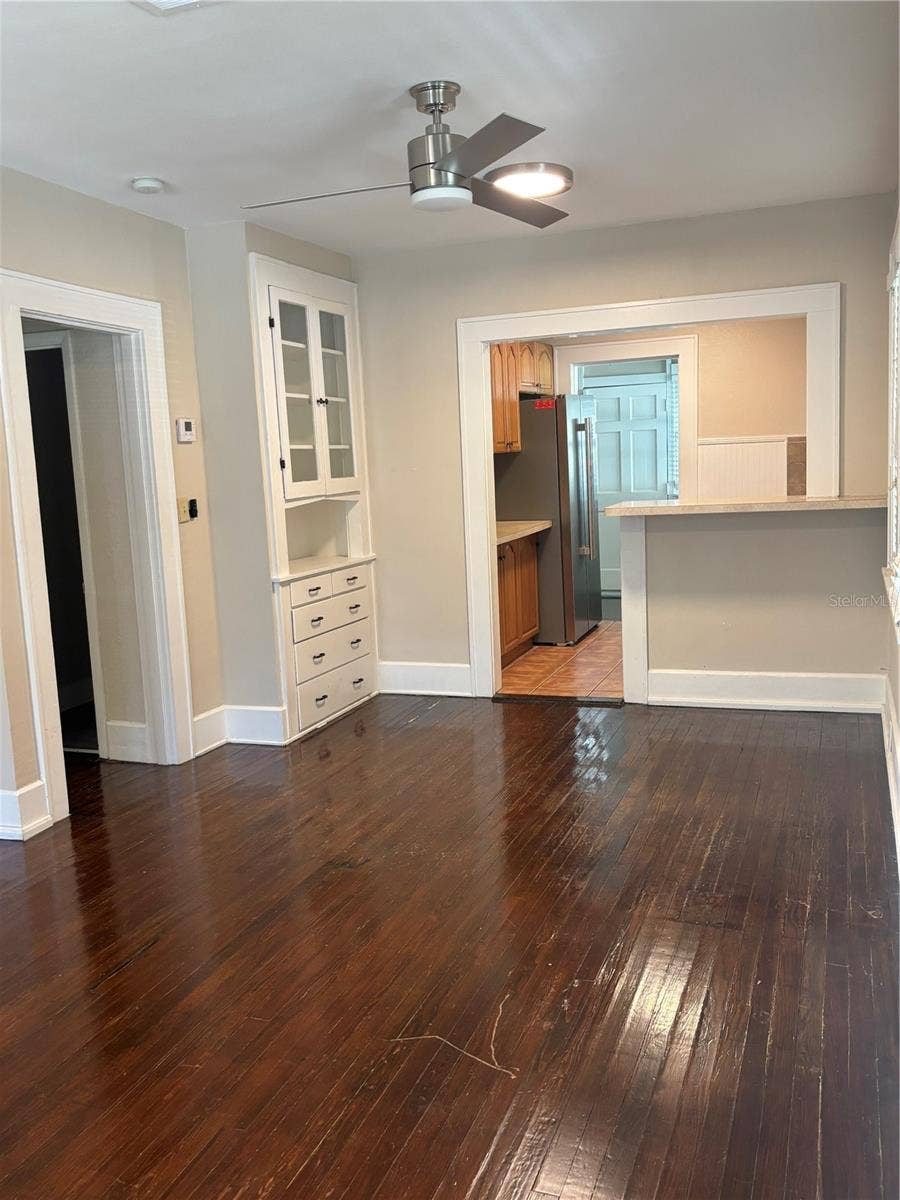 833 11TH AVENUE N, St Petersburg, FL 33701