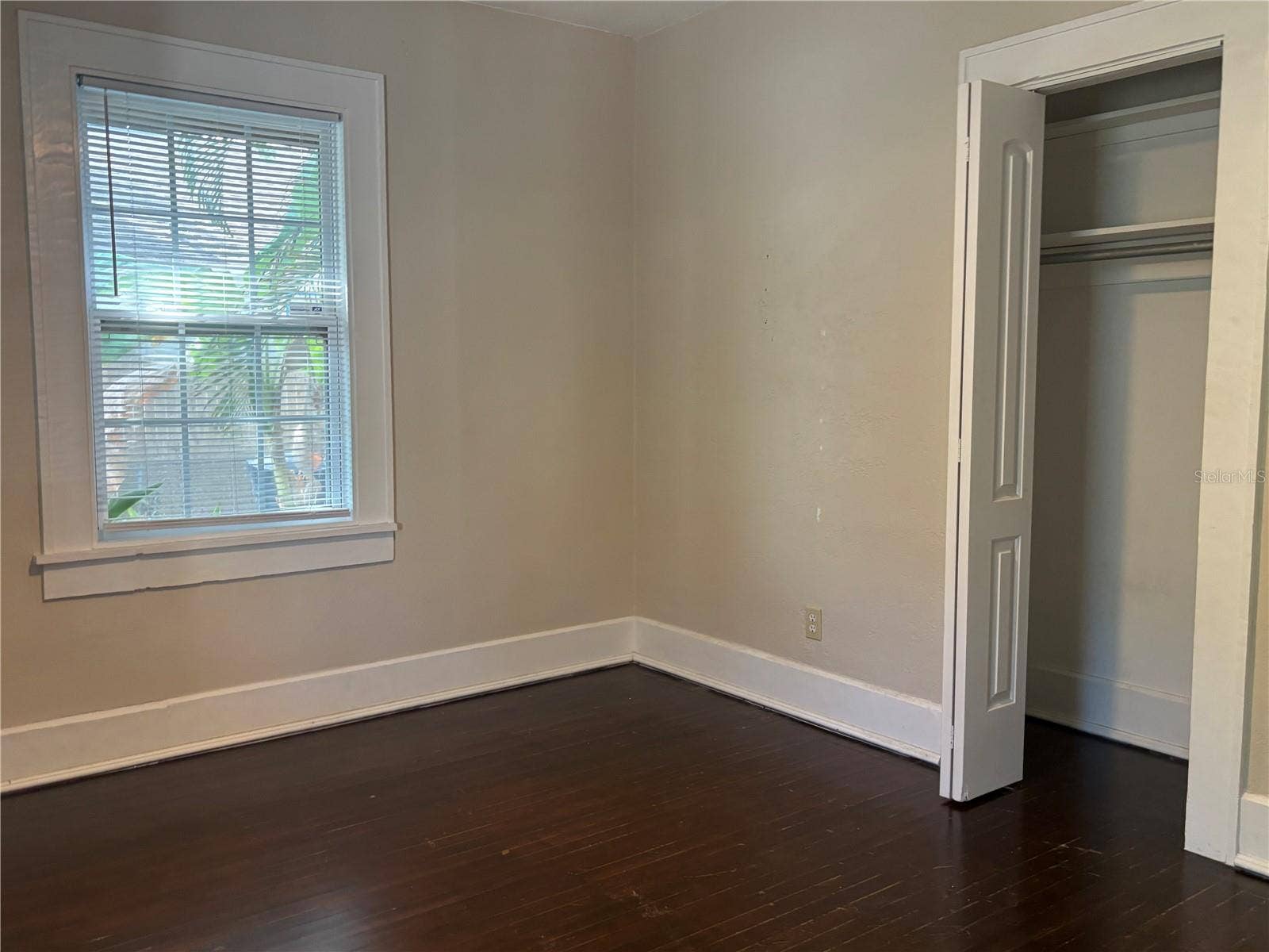 833 11TH AVENUE N, St Petersburg, FL 33701