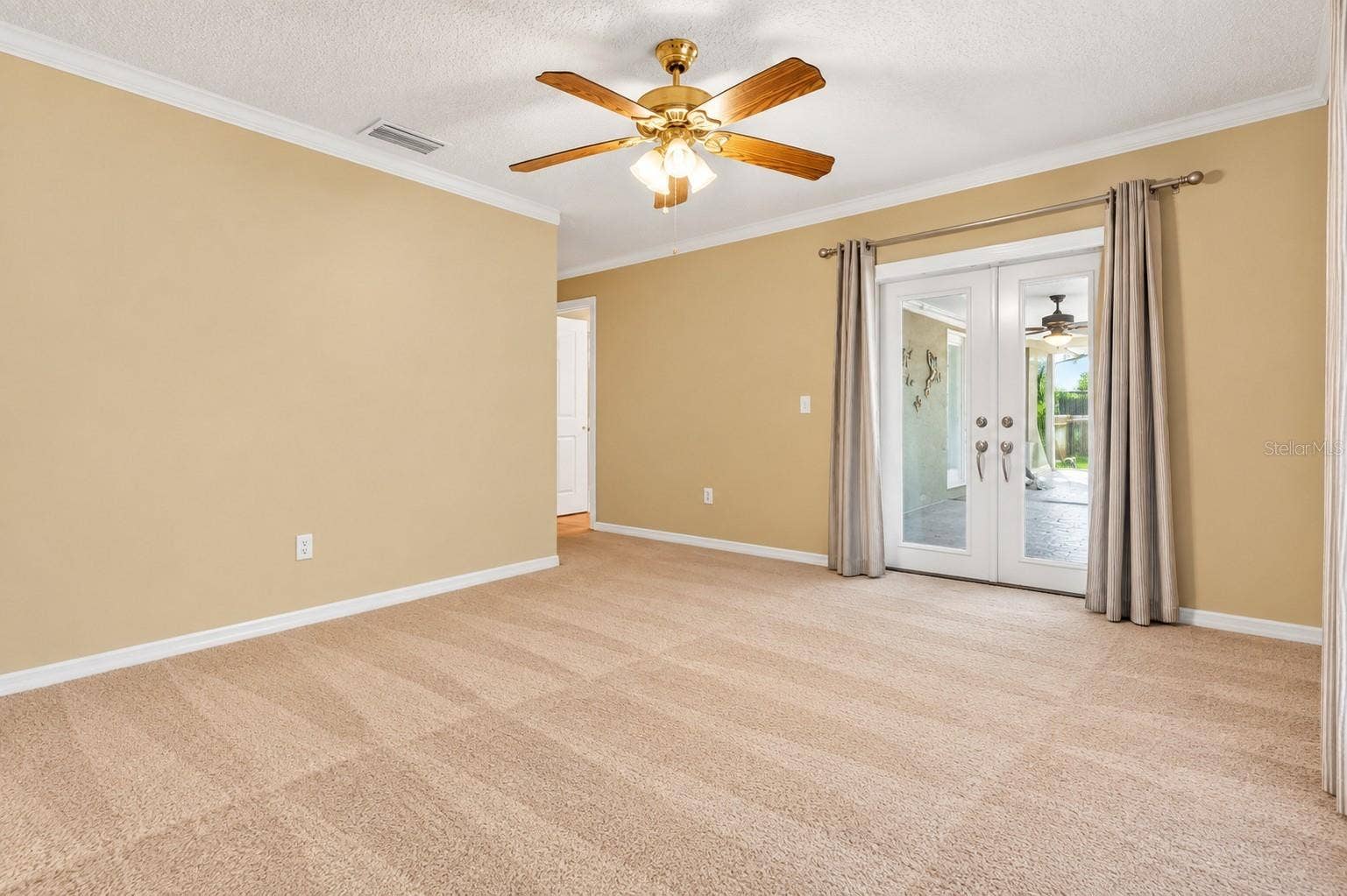 14701 REDCLIFF DRIVE, Tampa, FL 33625 14701 REDCLIFF DRIVE, Tampa, FL 33625