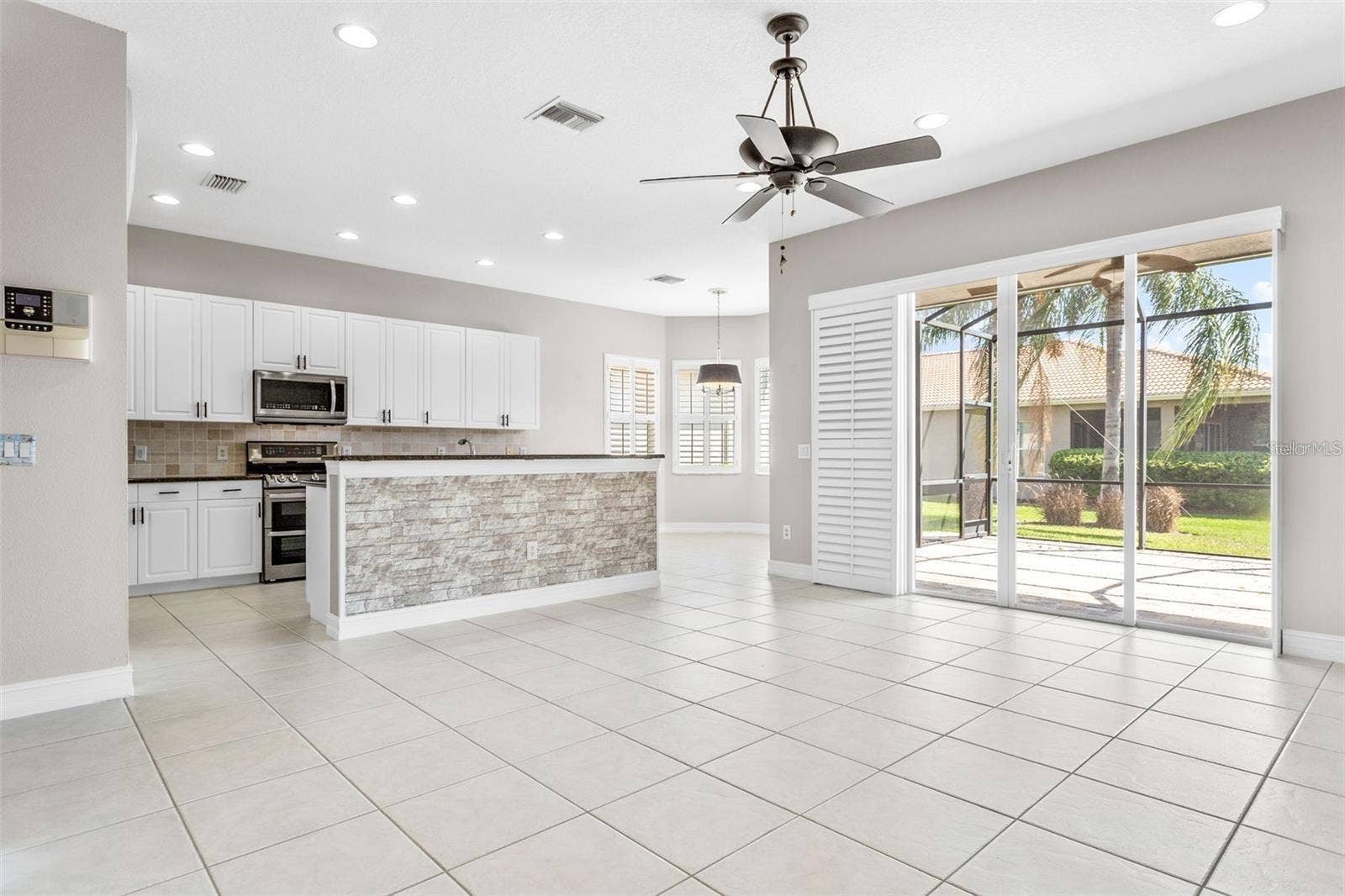 4925 SANDY BROOK CIRCLE, Wimauma, FL 33598 4925 SANDY BROOK CIRCLE, Wimauma, FL 33598