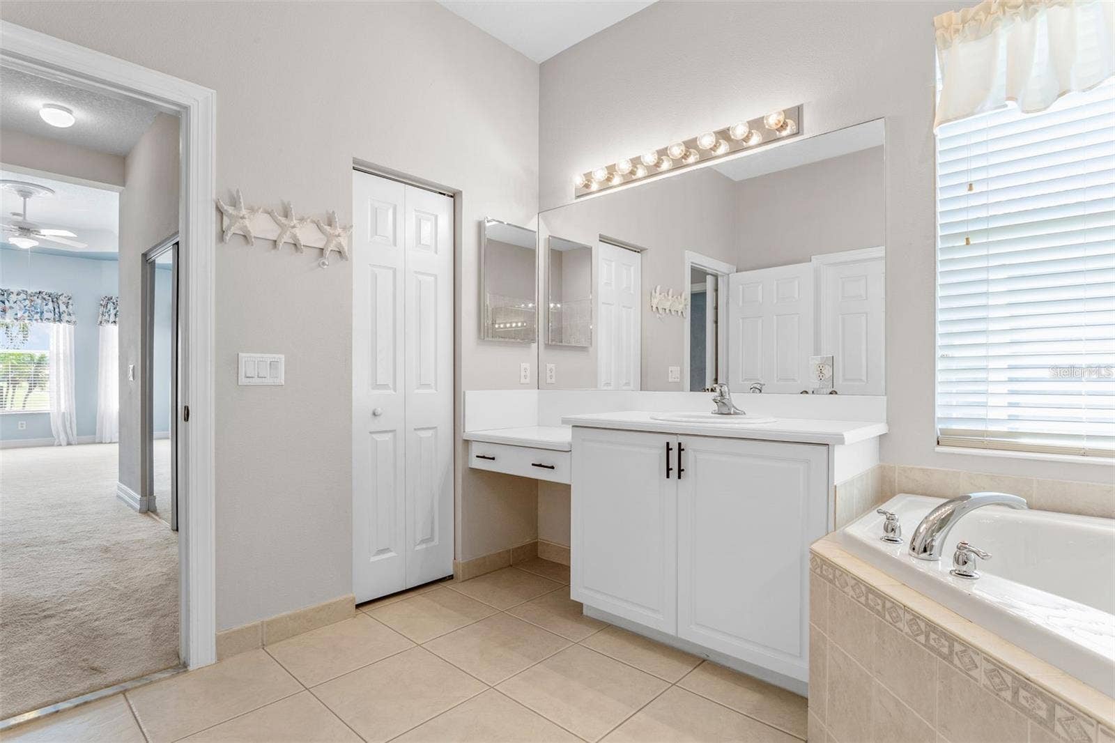 4925 SANDY BROOK CIRCLE, Wimauma, FL 33598 4925 SANDY BROOK CIRCLE, Wimauma, FL 33598