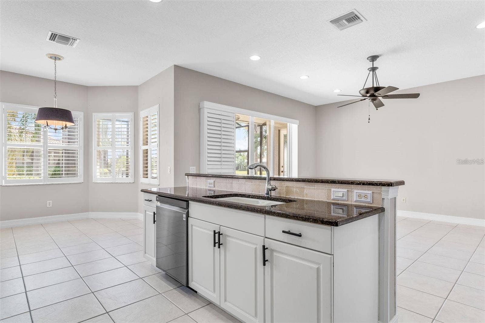 4925 SANDY BROOK CIRCLE, Wimauma, FL 33598 4925 SANDY BROOK CIRCLE, Wimauma, FL 33598