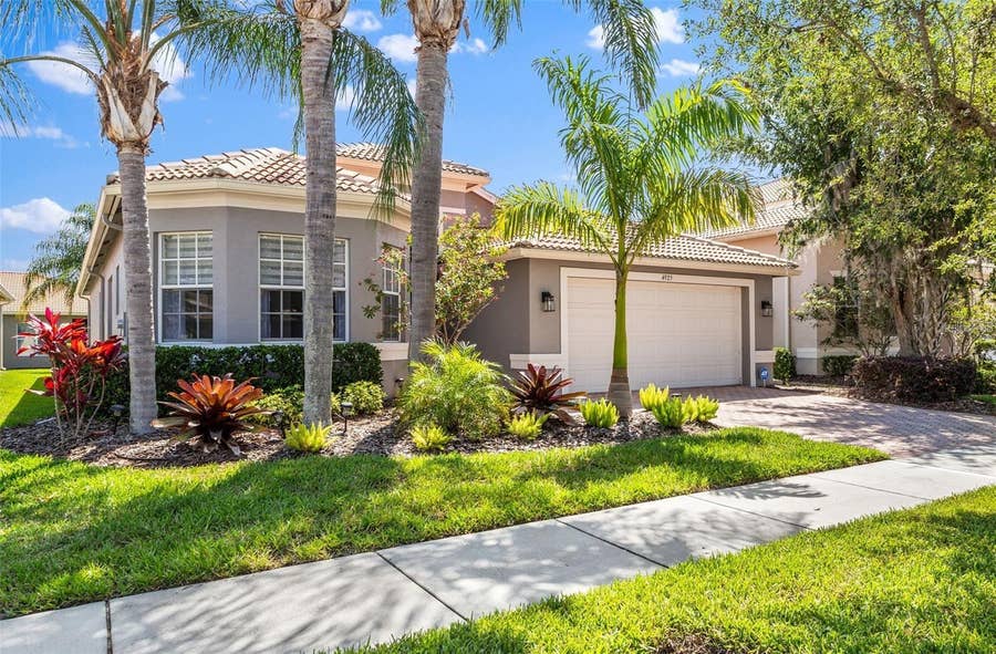 Property photo for 4925 SANDY BROOK CIRCLE, Wimauma, FL
