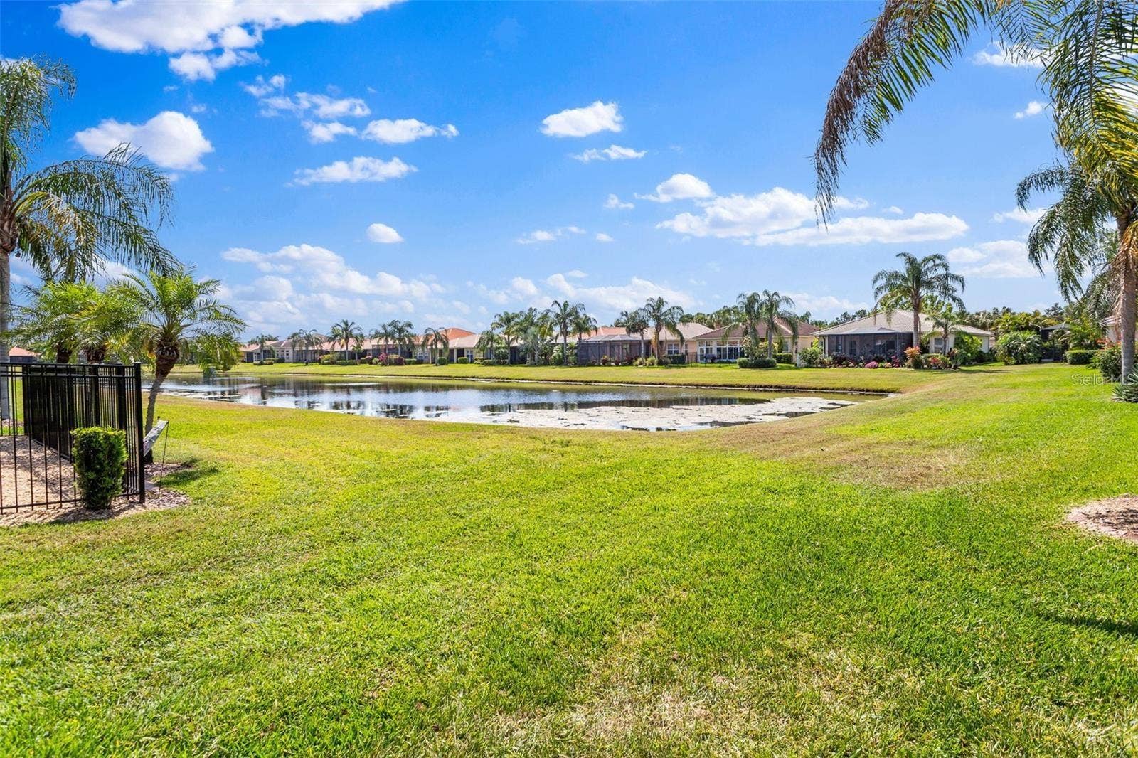 4925 SANDY BROOK CIRCLE, Wimauma, FL 33598 4925 SANDY BROOK CIRCLE, Wimauma, FL 33598
