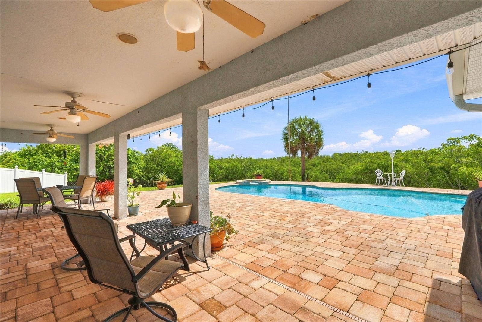 9606 62ND AVENUE N, St Petersburg, FL 33708 9606 62ND AVENUE N, St Petersburg, FL 33708