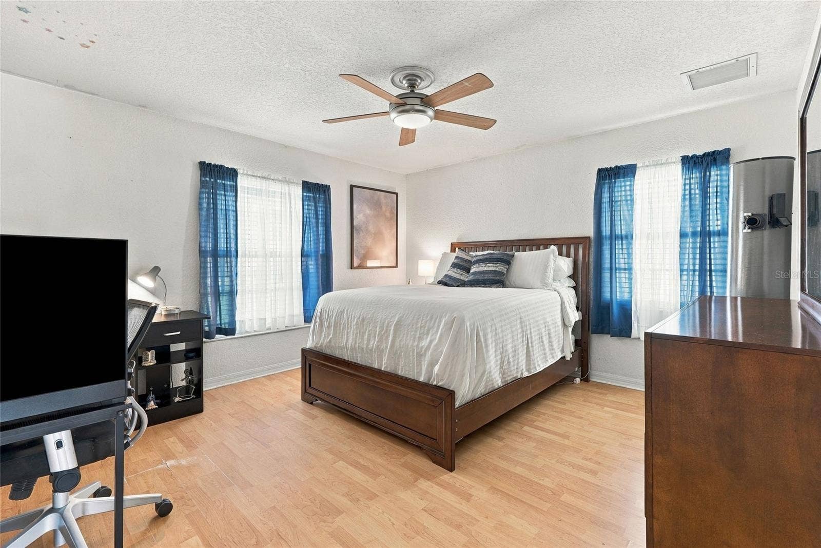 9606 62ND AVENUE N, St Petersburg, FL 33708 9606 62ND AVENUE N, St Petersburg, FL 33708