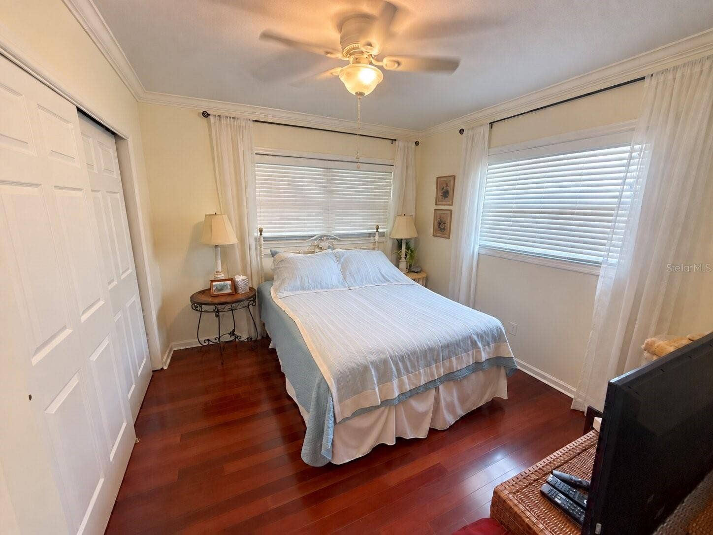 1323 S SHADE AVENUE, Sarasota, FL 34239 1323 S SHADE AVENUE, Sarasota, FL 34239