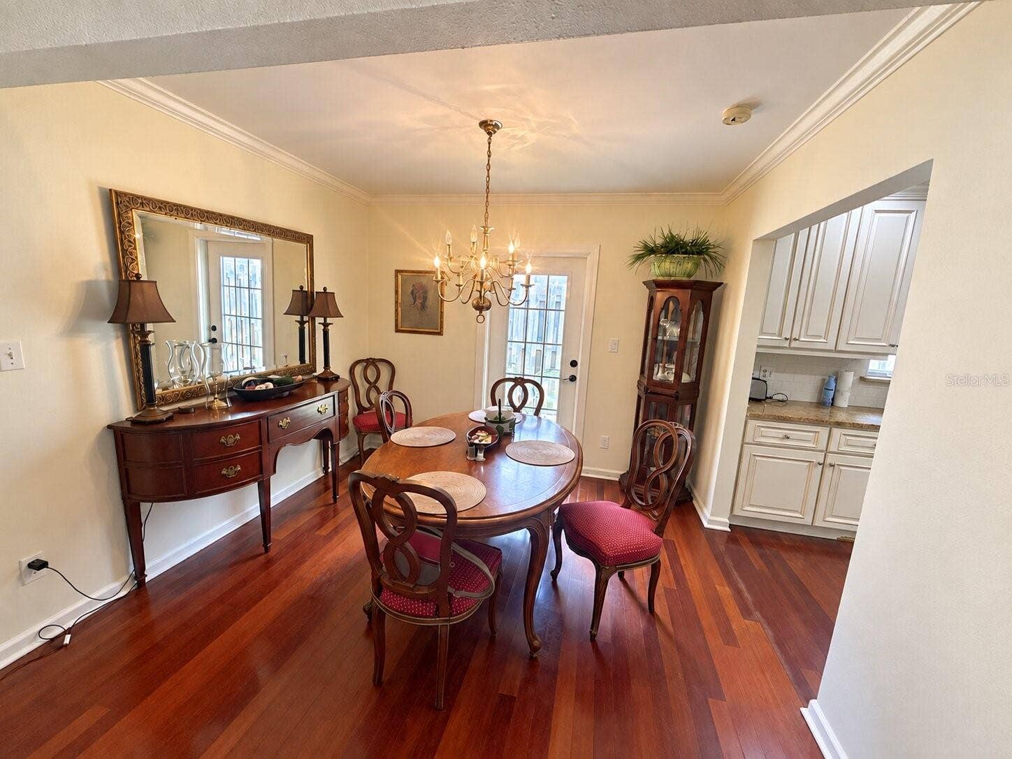 1323 S SHADE AVENUE, Sarasota, FL 34239 1323 S SHADE AVENUE, Sarasota, FL 34239