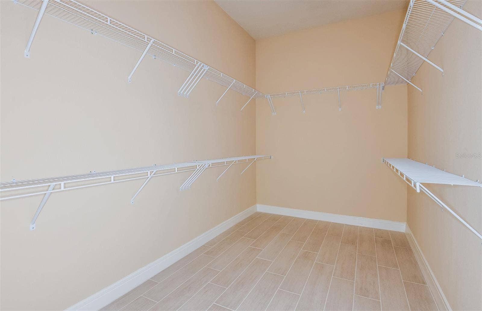 8493 SW 64TH STREET ROAD, Ocala, FL 34481 Model Representation