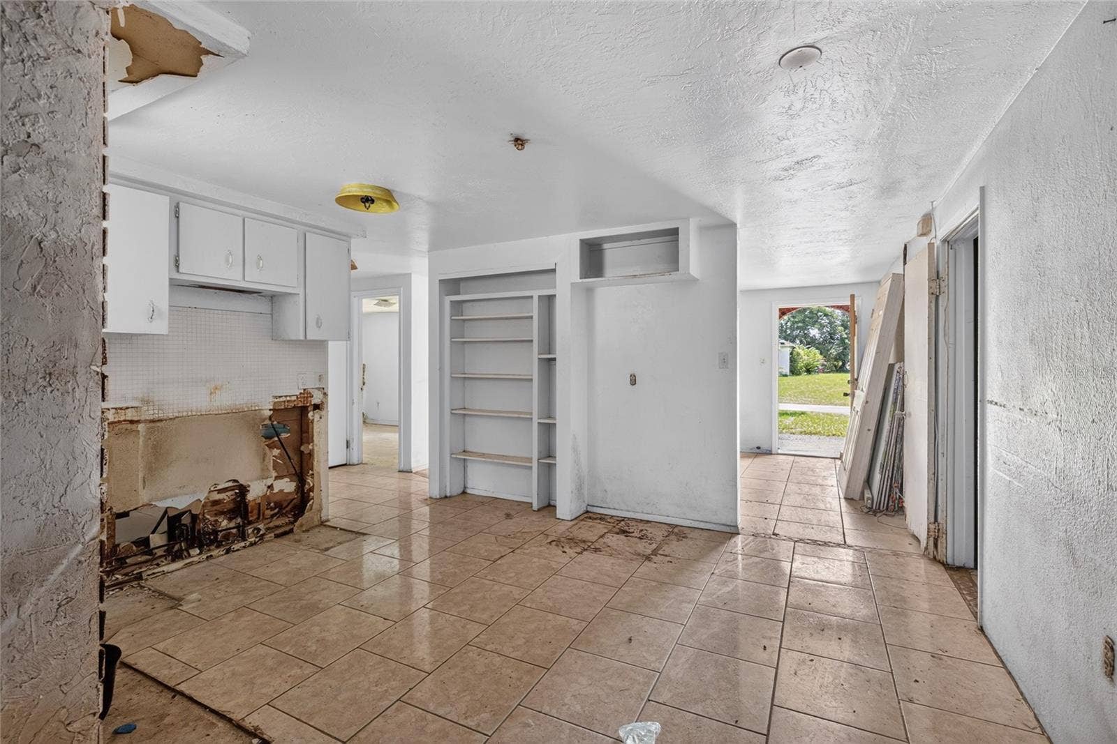 6701 POMANDER AVENUE, New Port Richey, FL 34653 6701 POMANDER AVENUE, New Port Richey, FL 34653