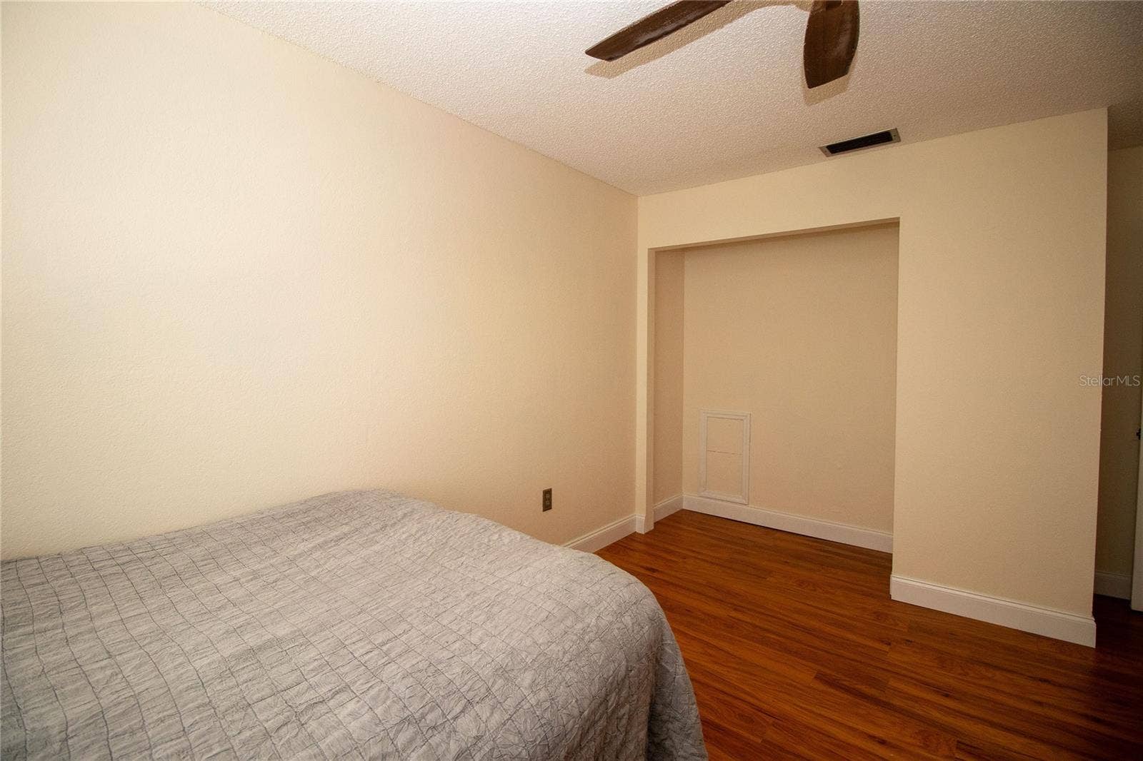 1640 CAPE HOPE AVENUE NE, #2, St Petersburg, FL 33702 1640 CAPE HOPE AVENUE NE, #2, St Petersburg, FL 33702