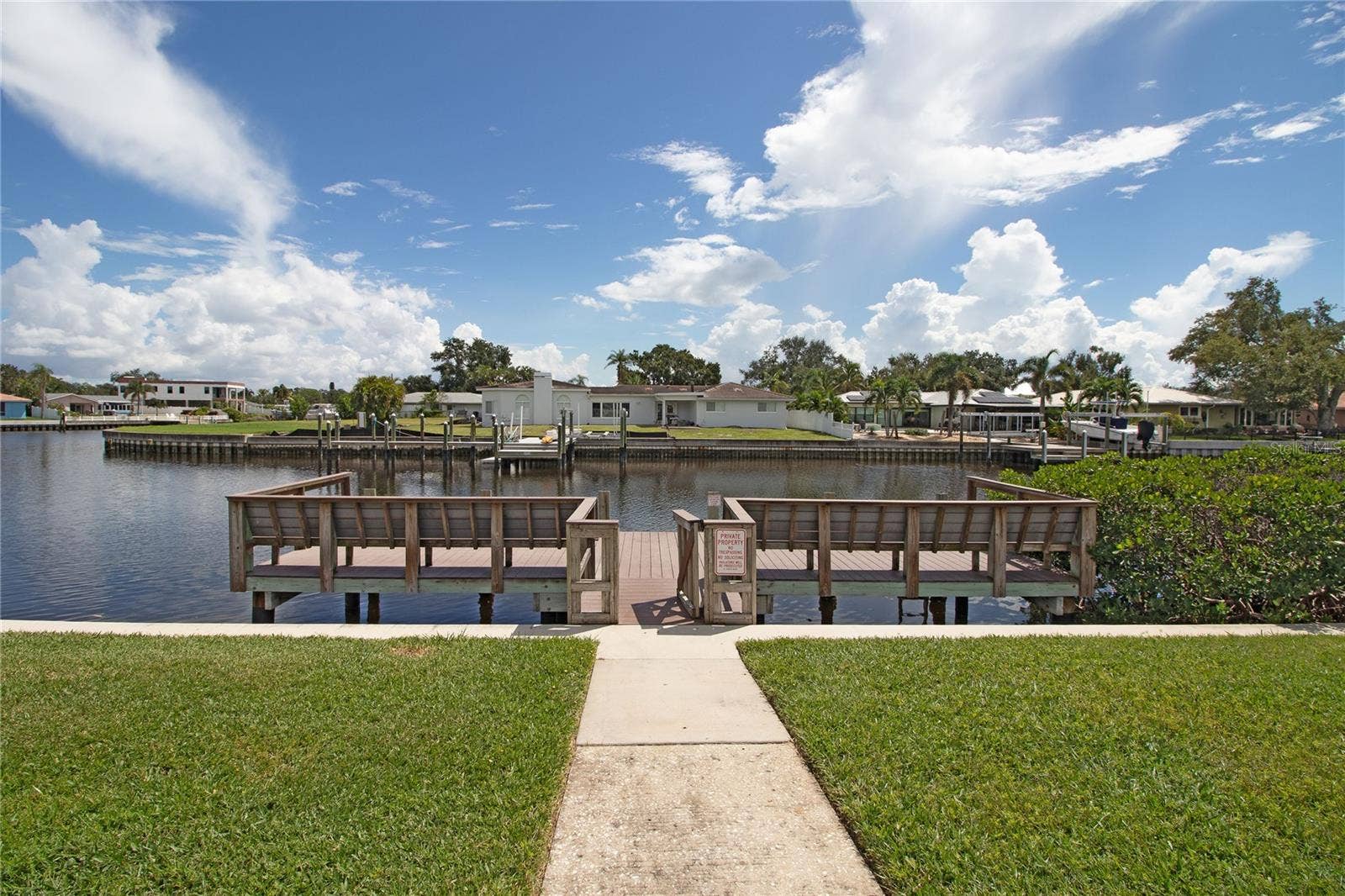 1640 CAPE HOPE AVENUE NE, #2, St Petersburg, FL 33702 1640 CAPE HOPE AVENUE NE, #2, St Petersburg, FL 33702