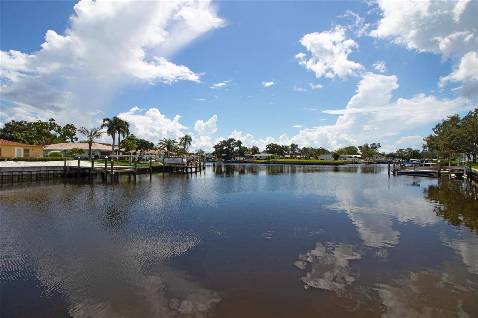 1640 CAPE HOPE AVENUE NE, #2, St Petersburg, FL 33702 Enjoy the view, bring your paddleboard
