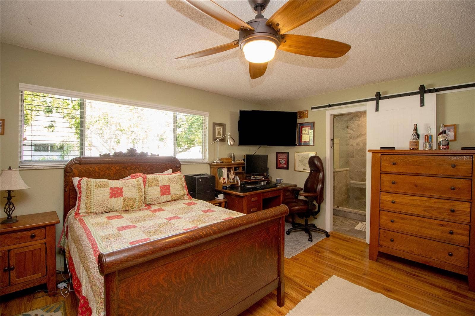 1640 CAPE HOPE AVENUE NE, #2, St Petersburg, FL 33702 1640 CAPE HOPE AVENUE NE, #2, St Petersburg, FL 33702