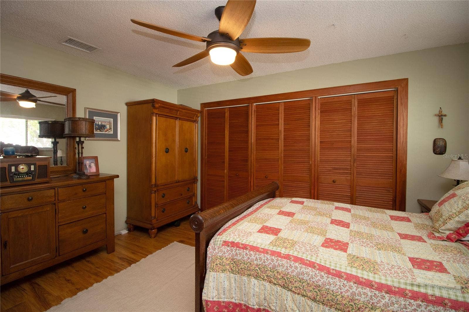 1640 CAPE HOPE AVENUE NE, #2, St Petersburg, FL 33702 1640 CAPE HOPE AVENUE NE, #2, St Petersburg, FL 33702