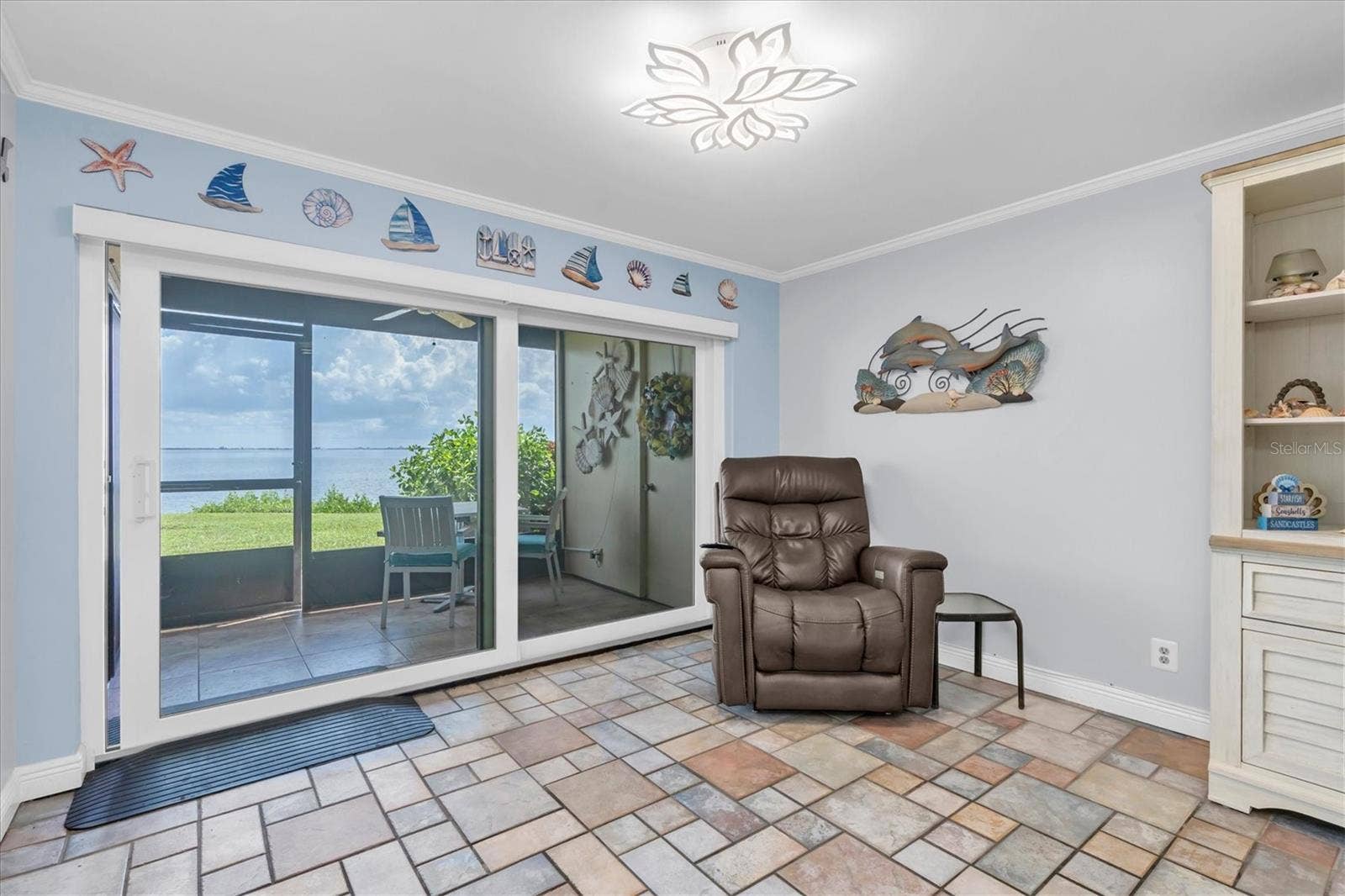 6372 PALMA DEL MAR BOULEVARD S, #111, St Petersburg, FL 33715