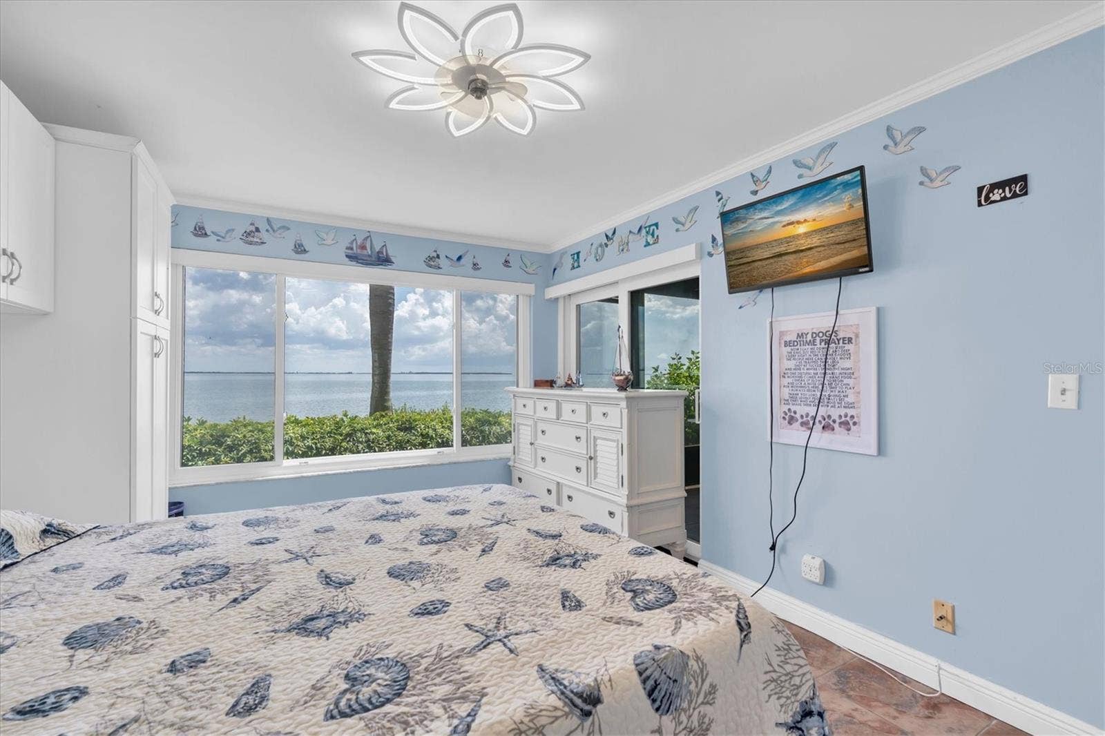 6372 PALMA DEL MAR BOULEVARD S, #111, St Petersburg, FL 33715