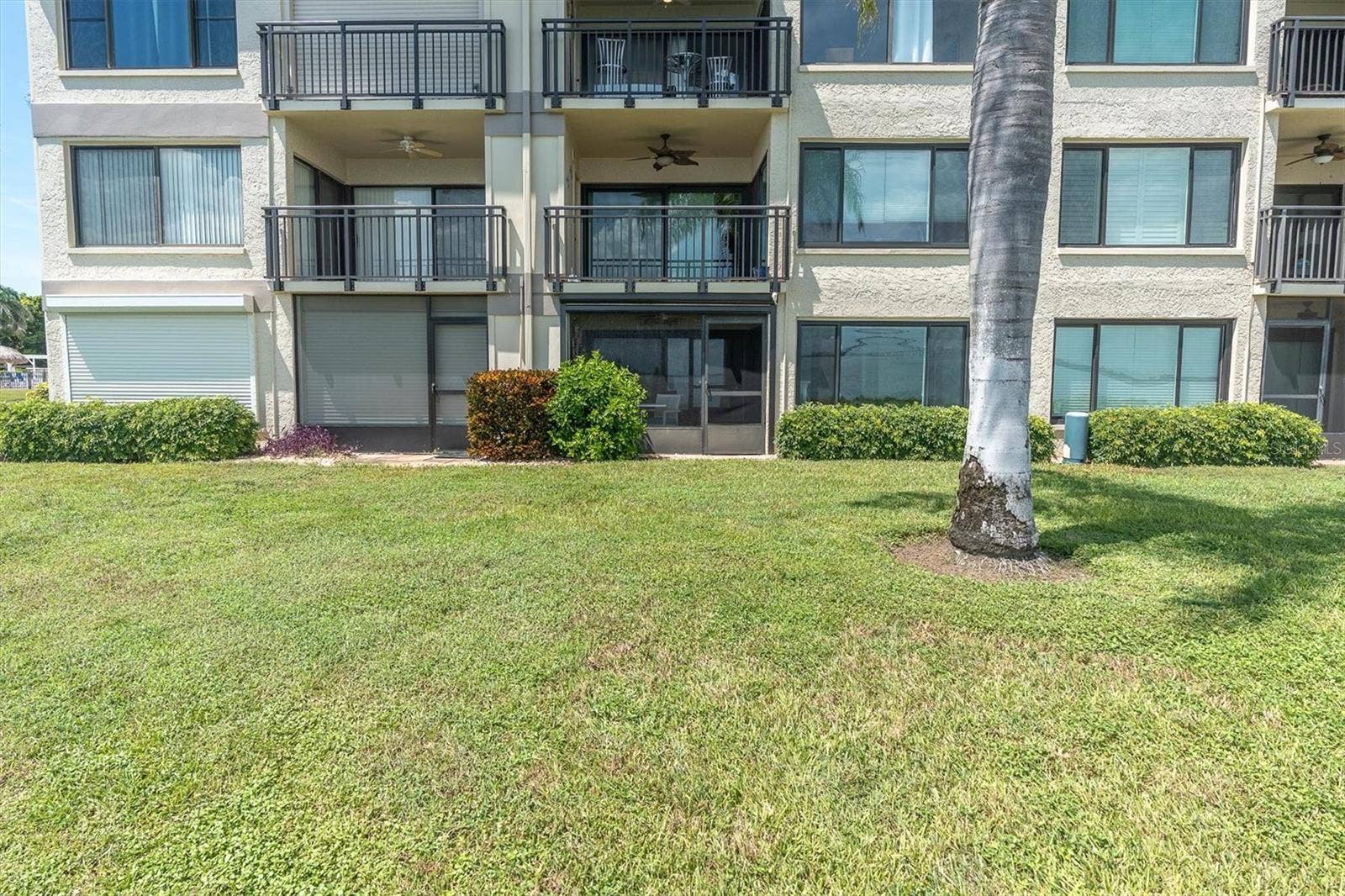 6372 PALMA DEL MAR BOULEVARD S, #111, St Petersburg, FL 33715