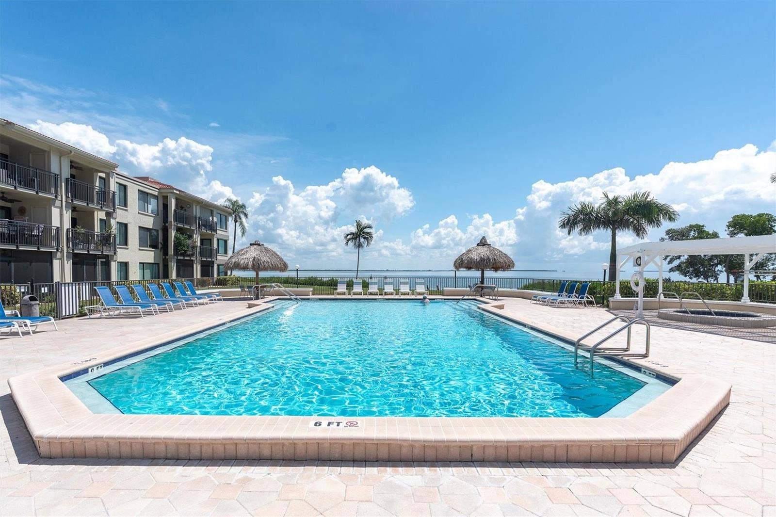 6372 PALMA DEL MAR BOULEVARD S, #111, St Petersburg, FL 33715