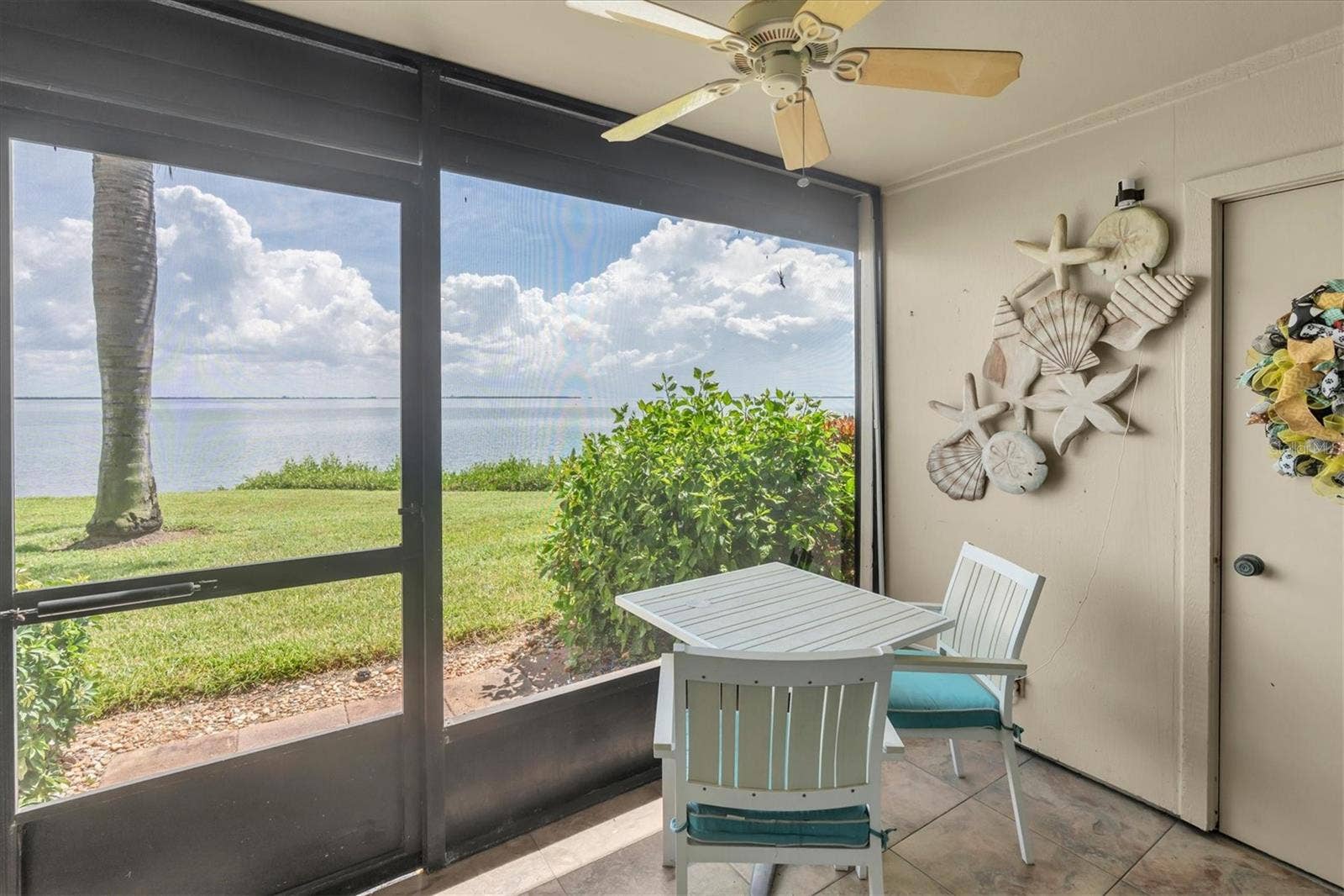 6372 PALMA DEL MAR BOULEVARD S, #111, St Petersburg, FL 33715