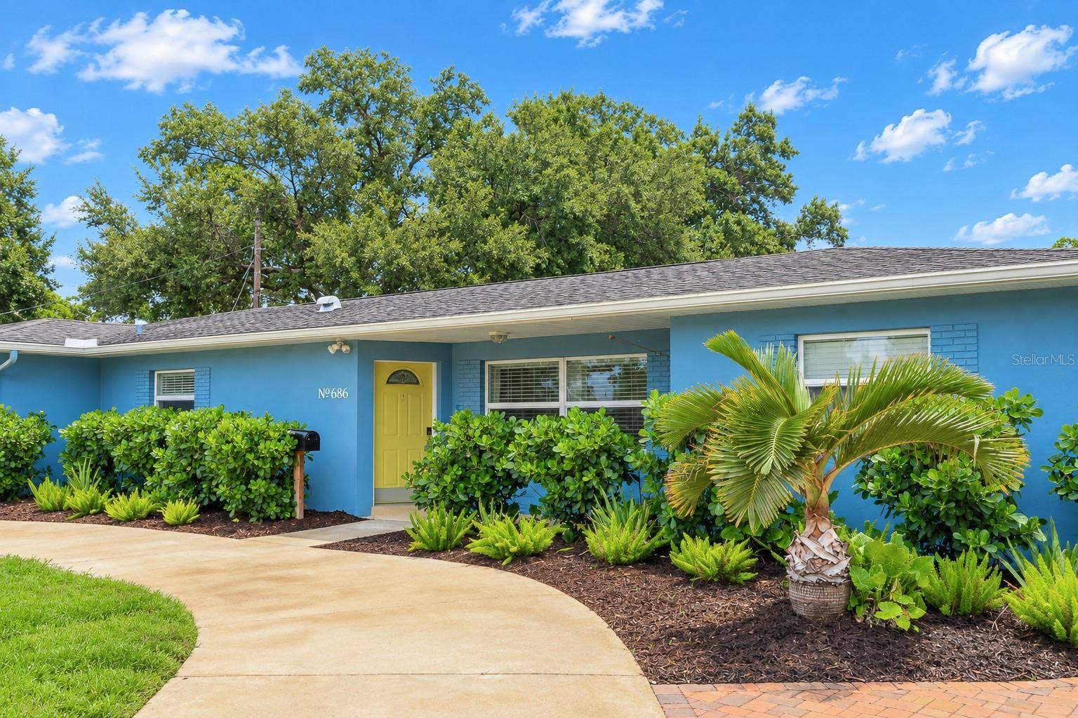 686 SOUTHWEST BOULEVARD N, St Petersburg, FL 33703 686 SOUTHWEST BOULEVARD N, St Petersburg, FL 33703