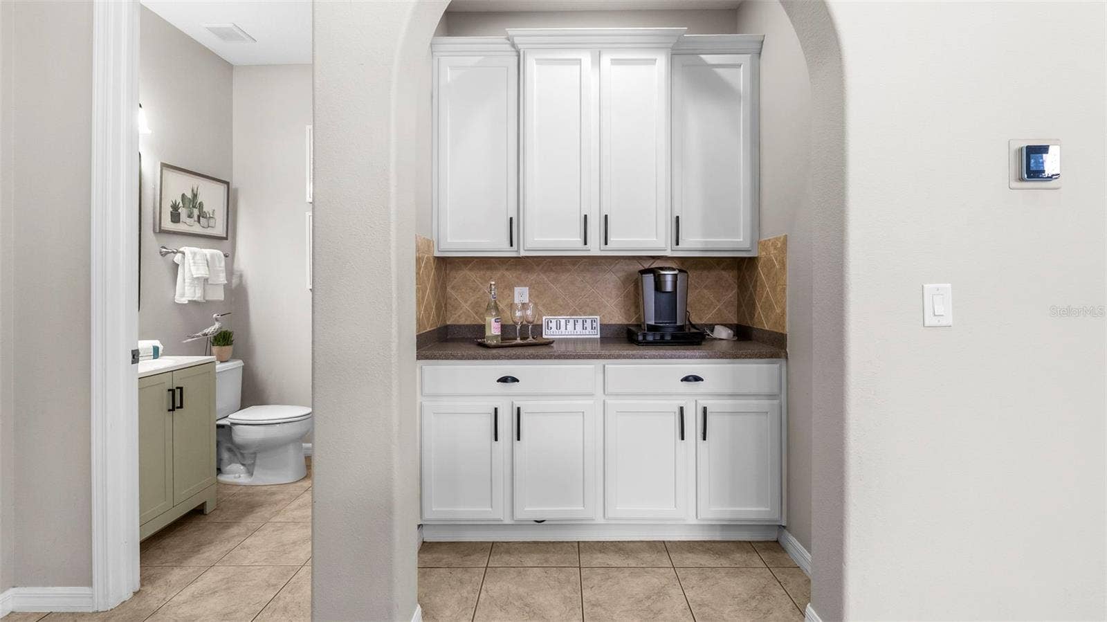 Dry Bar-Built-In Storage