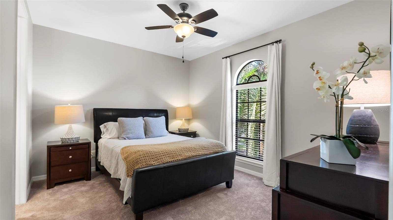 Bedroom-Two-Walk-in Closet