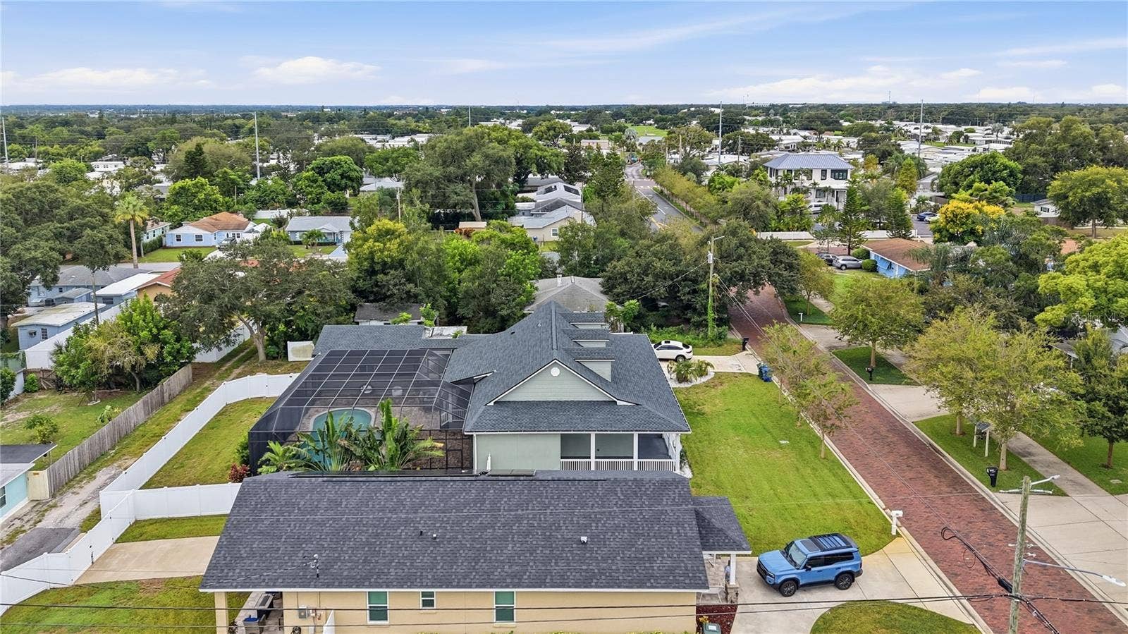 608 4TH STREET SW, Largo, FL 33770 Aerial view